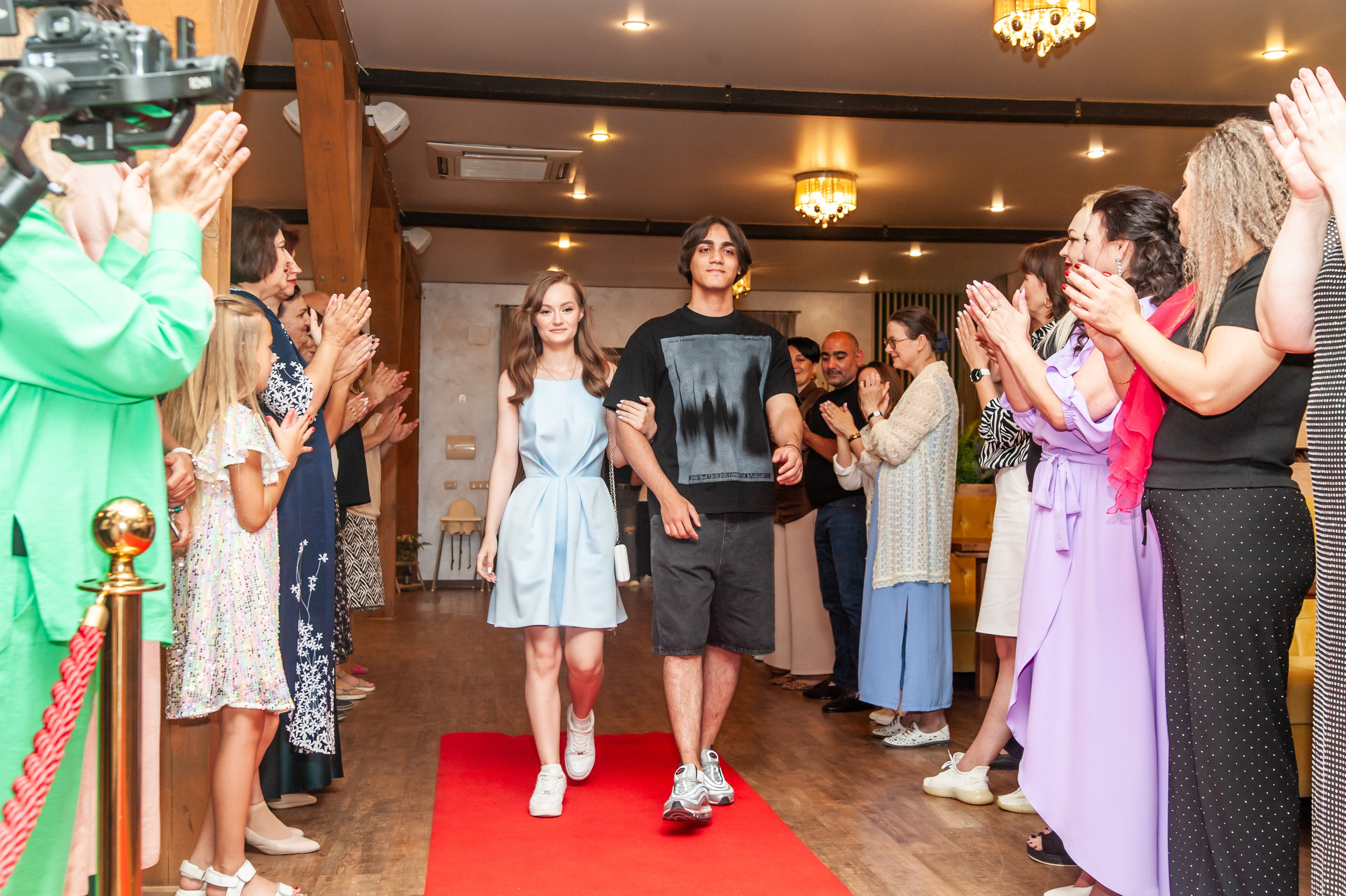 Выпускной МАОУ СОШ № 17 им. Эдуарда Есаяна. Свадебный и семейный фотограф Денис Лукьянов в Краснодаре, Краснодарском крае и Республике Крым