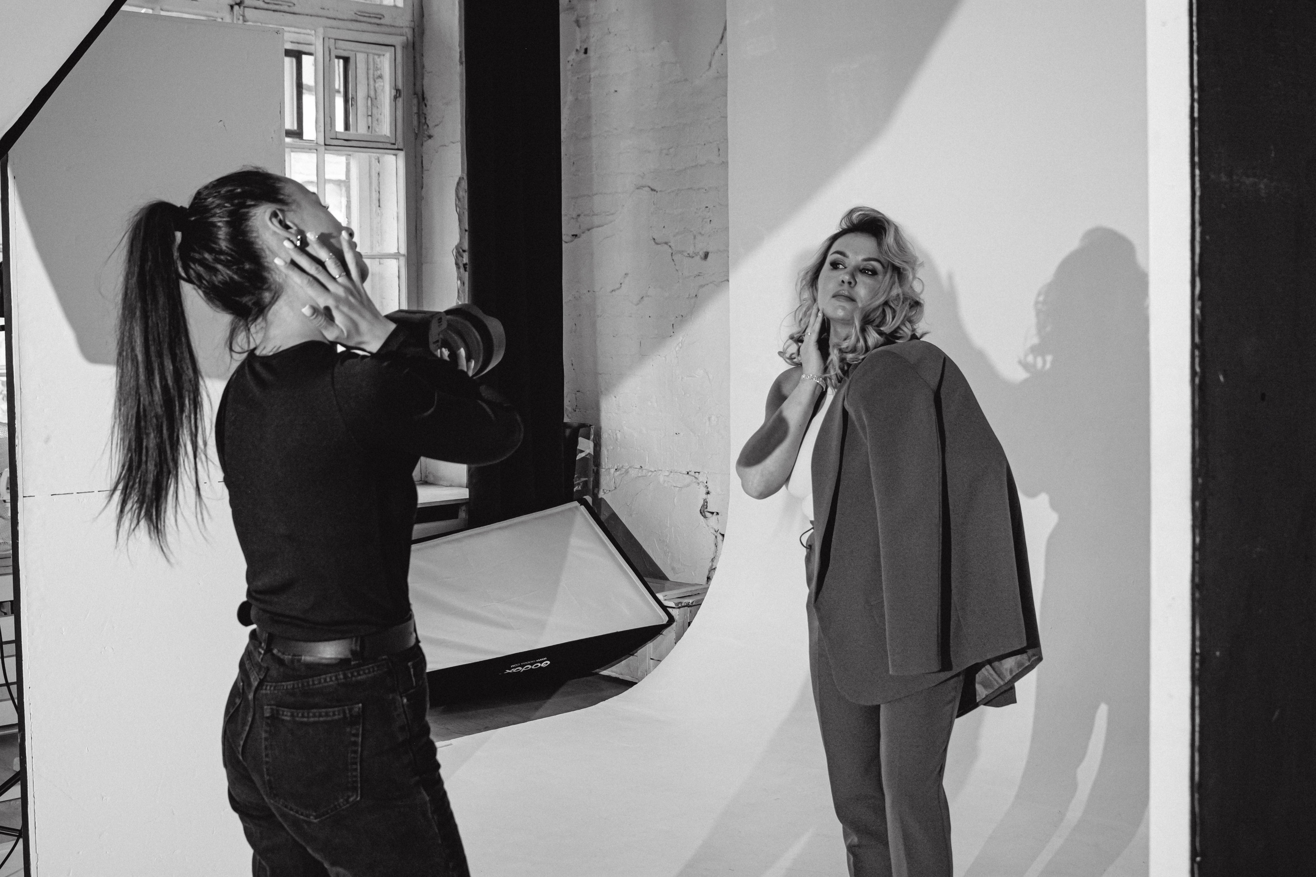 Фэшн-съёмка участниц Миссис Бизнес Гатчина 2023. Портретный фотограф в Санкт-Петербурге Дмитриева Наталия