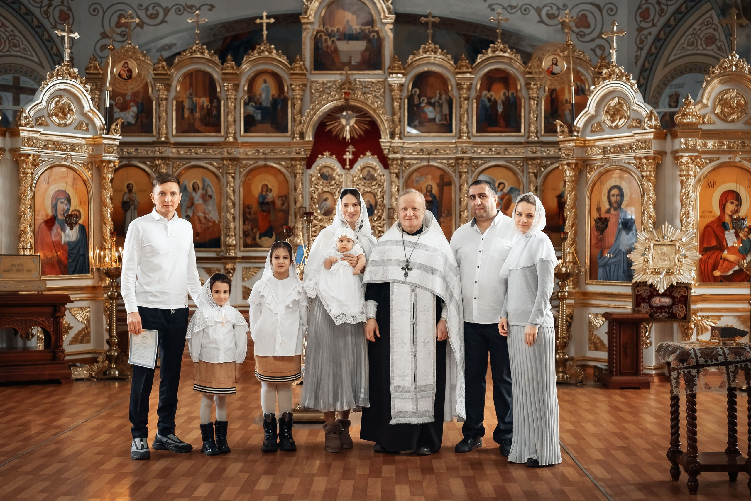 Крещение в храме Иоанна Богослова. Церковный фотограф на Таинство Крещения и Венчания в Оренбурге и Оренбургской области Екатерина Белкина