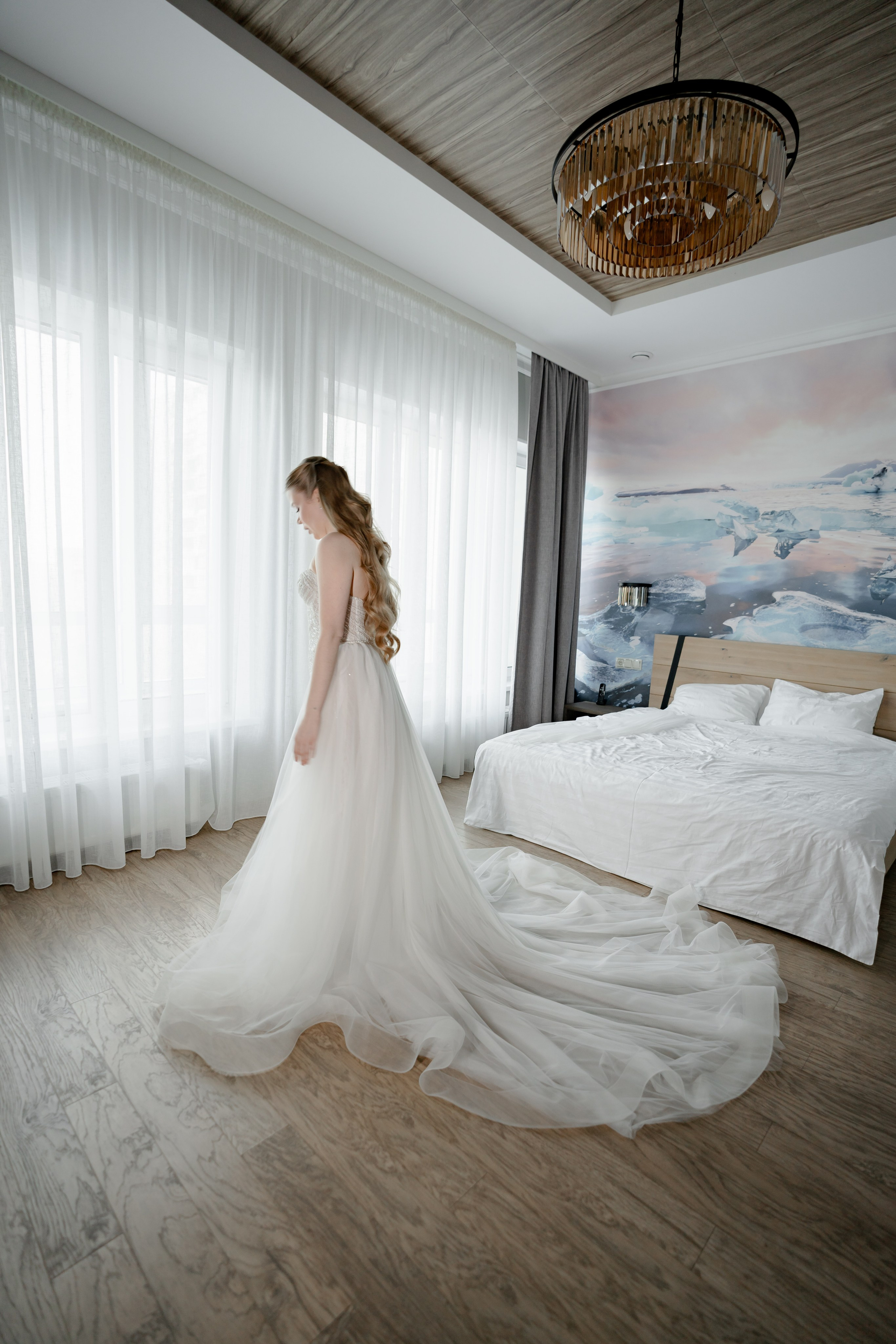 СВАДЕБНАЯ СЬЕМКА СБОРОВ В ОТЕЛЕ И ВЫЕЗД НА ЦЕРЕМОНИЮ (СНЯТО В СИБИРЕ В НИЖНЕВАРТОВСКЕ). Профессиональный фотограф, Санкт-Петербург — Виктория Богомолова