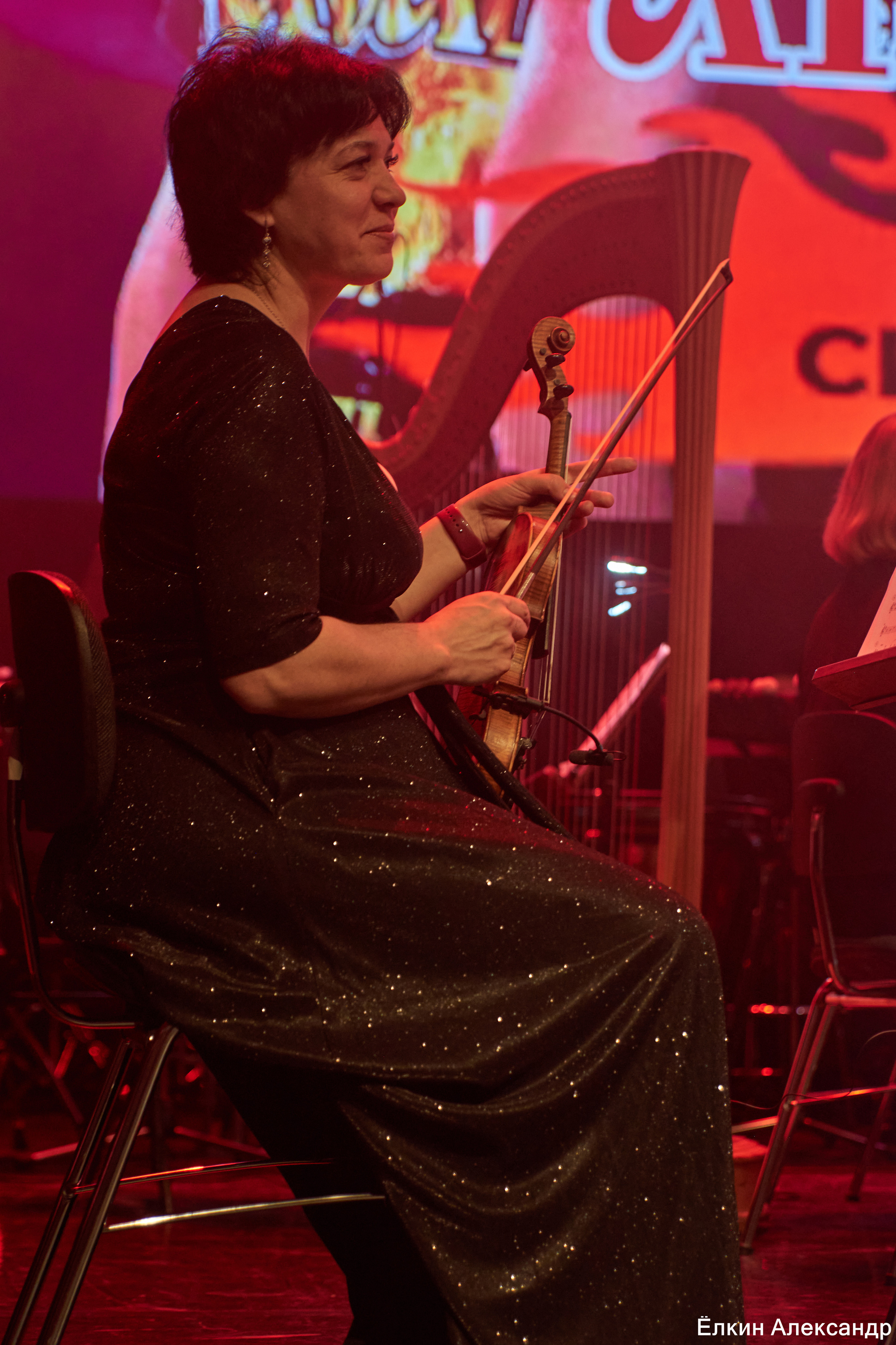 16 Апреля Артур Беркут с оркестром и Рок группа «Пасаш». Ёлкин Александр Фотограф