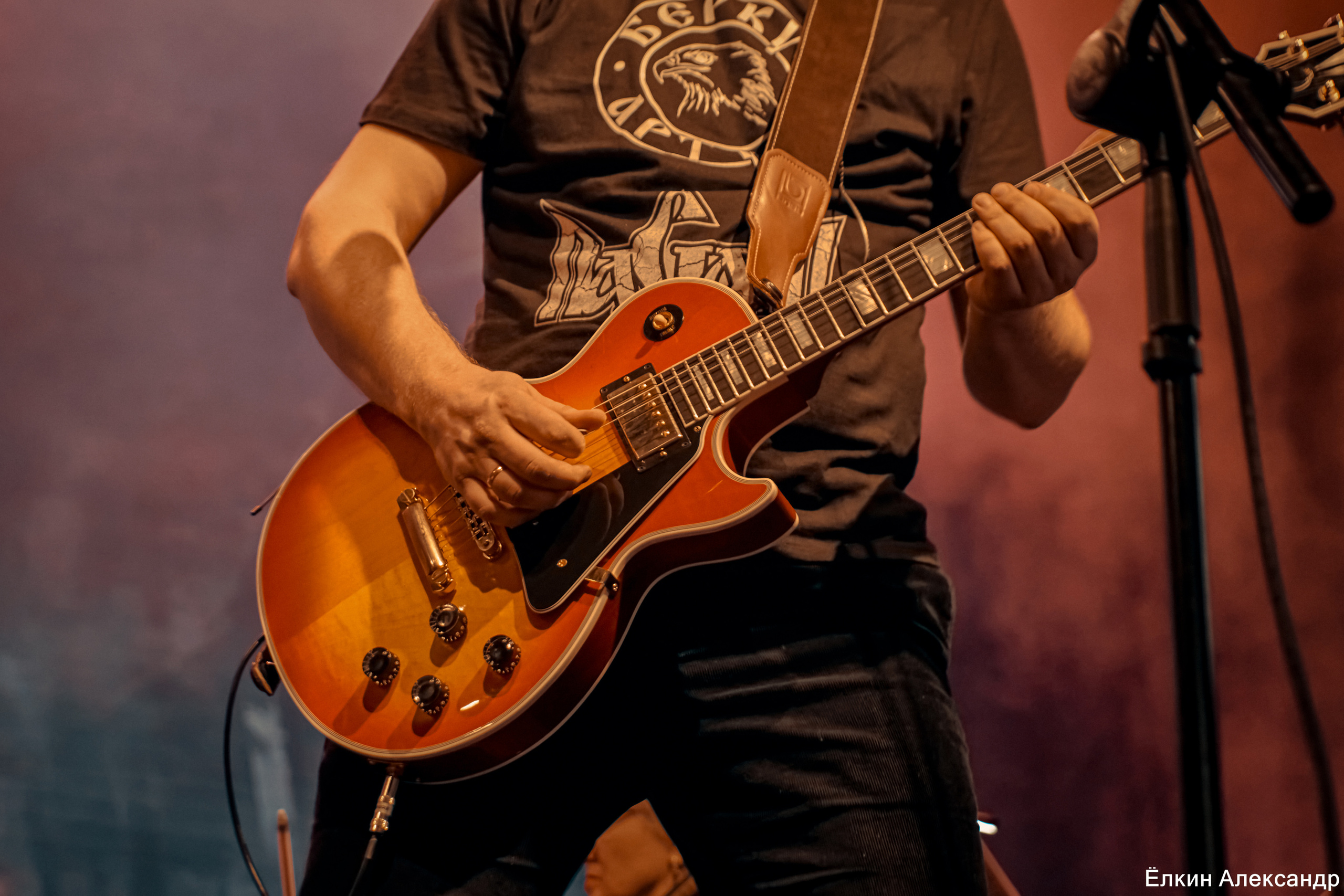 16 Апреля Артур Беркут с оркестром и Рок группа «Пасаш». Ёлкин Александр Фотограф