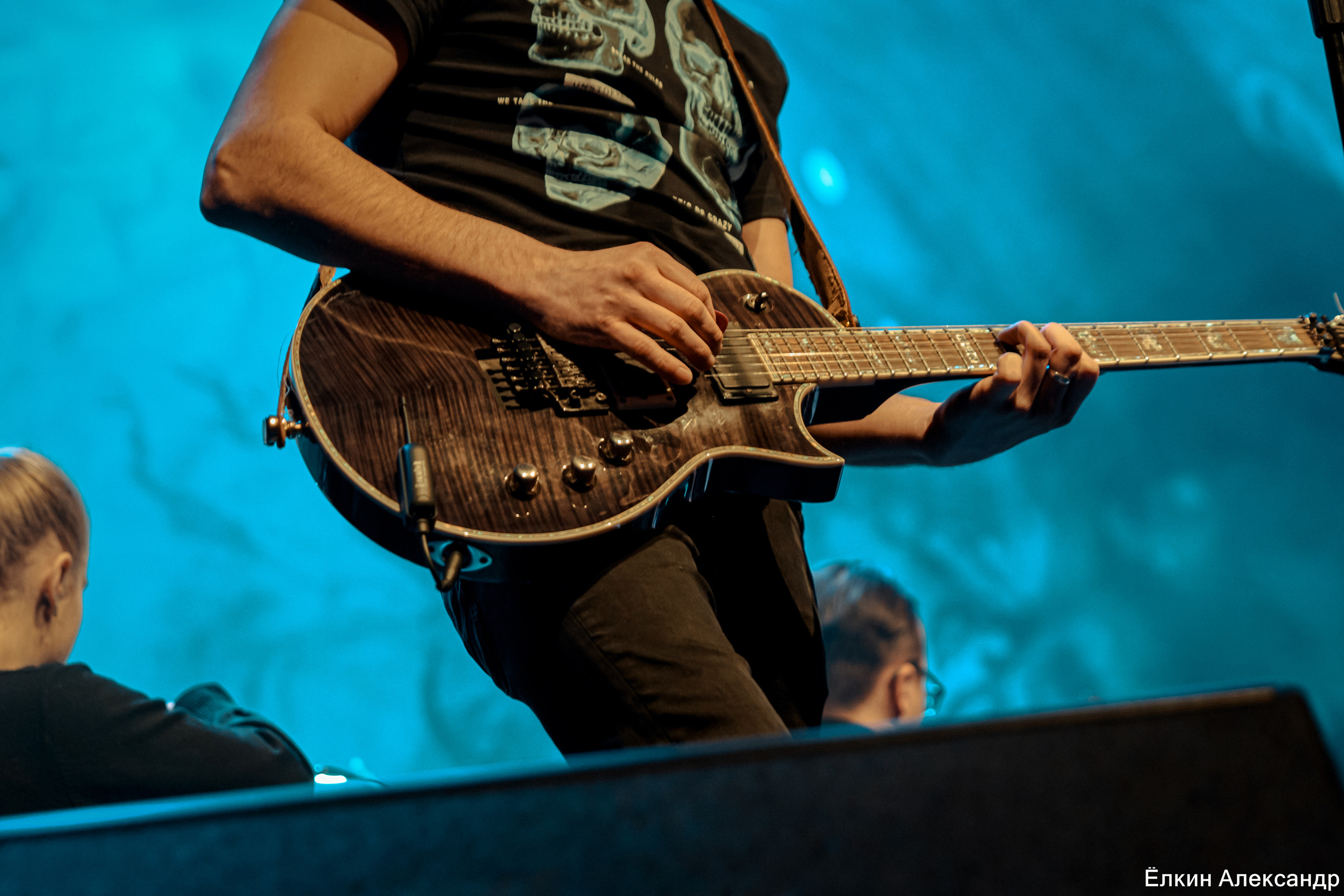 16 Апреля Артур Беркут с оркестром и Рок группа «Пасаш». Ёлкин Александр Фотограф