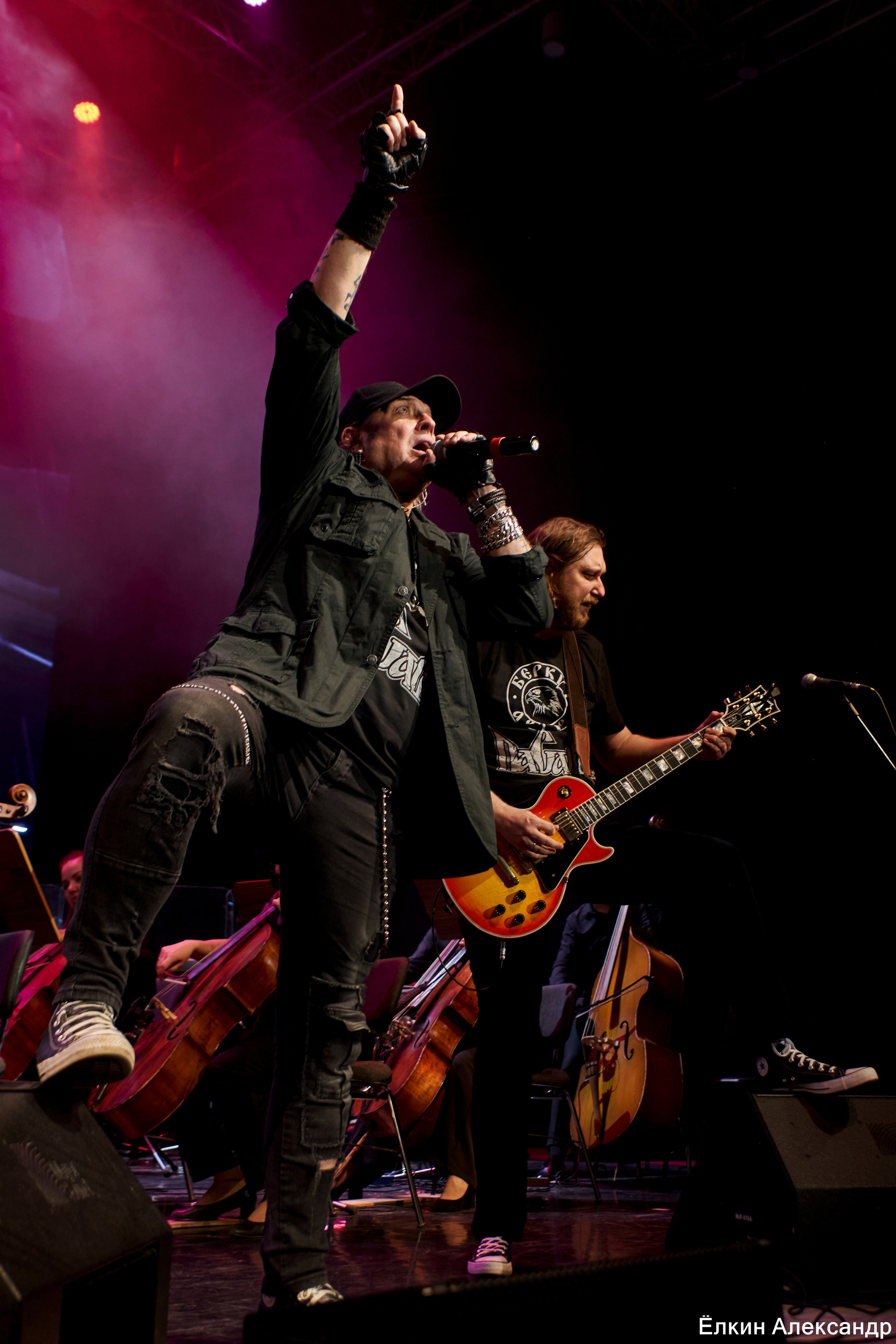 16 Апреля Артур Беркут с оркестром и Рок группа «Пасаш». Ёлкин Александр Фотограф