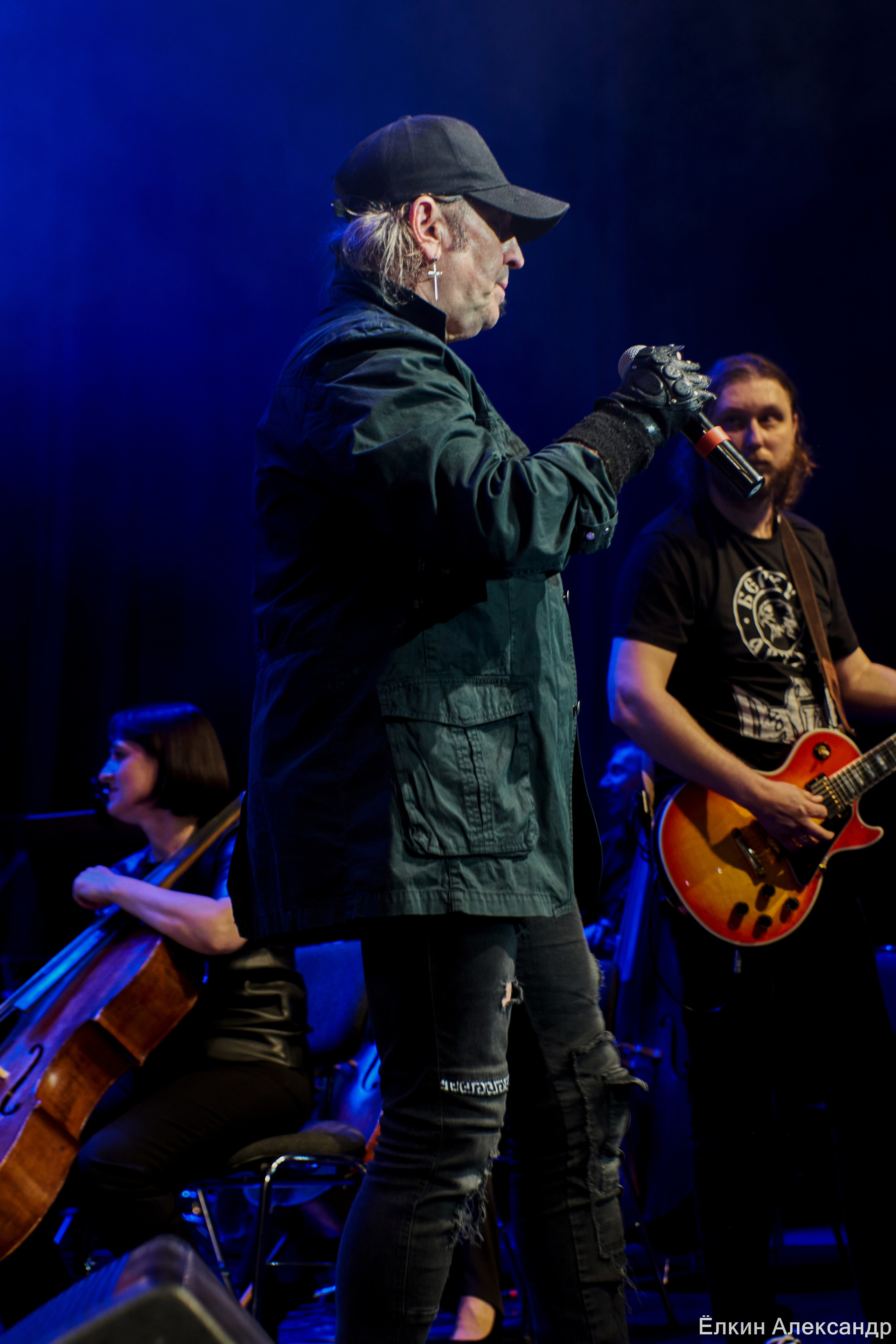 16 Апреля Артур Беркут с оркестром и Рок группа «Пасаш». Ёлкин Александр Фотограф