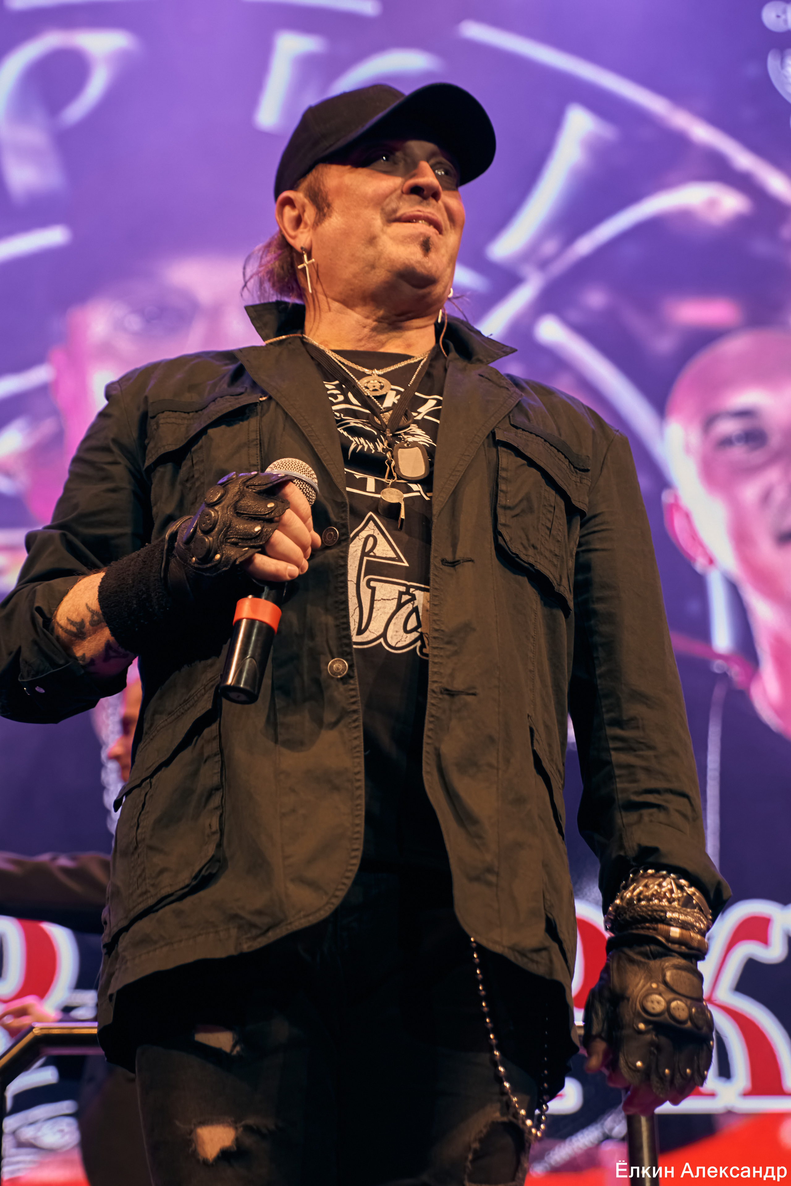 16 Апреля Артур Беркут с оркестром и Рок группа «Пасаш». Ёлкин Александр Фотограф