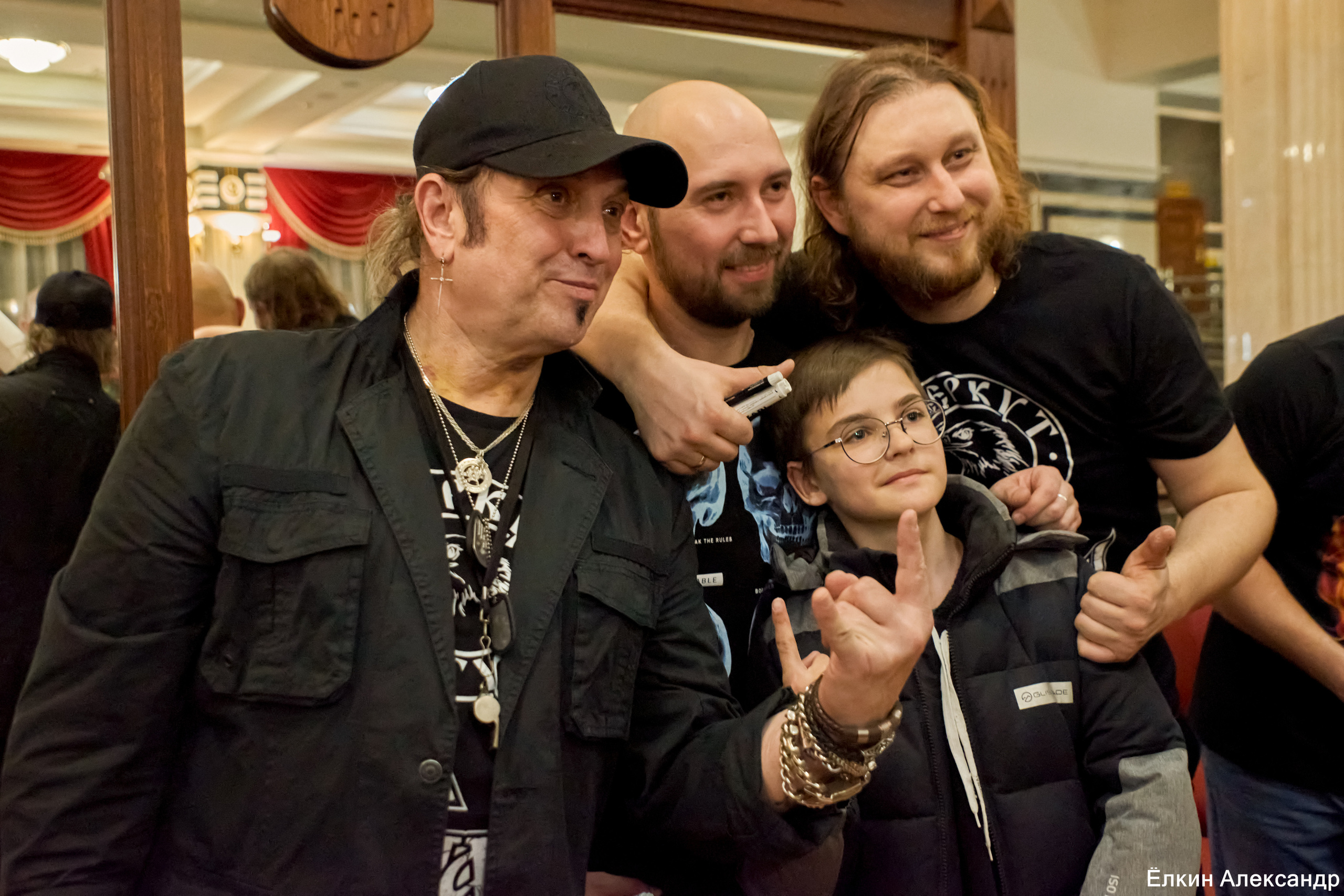 16 Апреля Артур Беркут с оркестром и Рок группа «Пасаш». Ёлкин Александр Фотограф