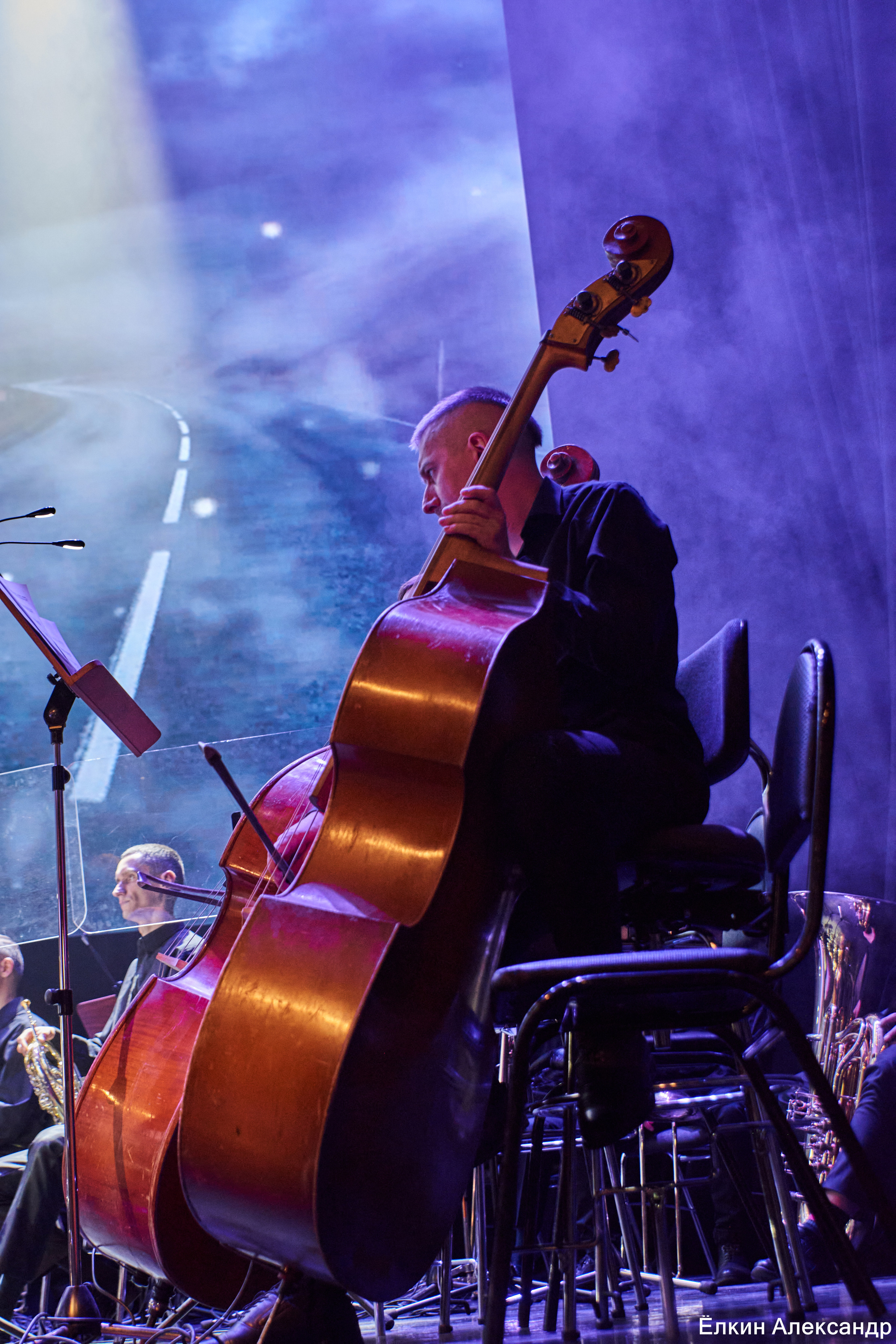 16 Апреля Артур Беркут с оркестром и Рок группа «Пасаш». Ёлкин Александр Фотограф