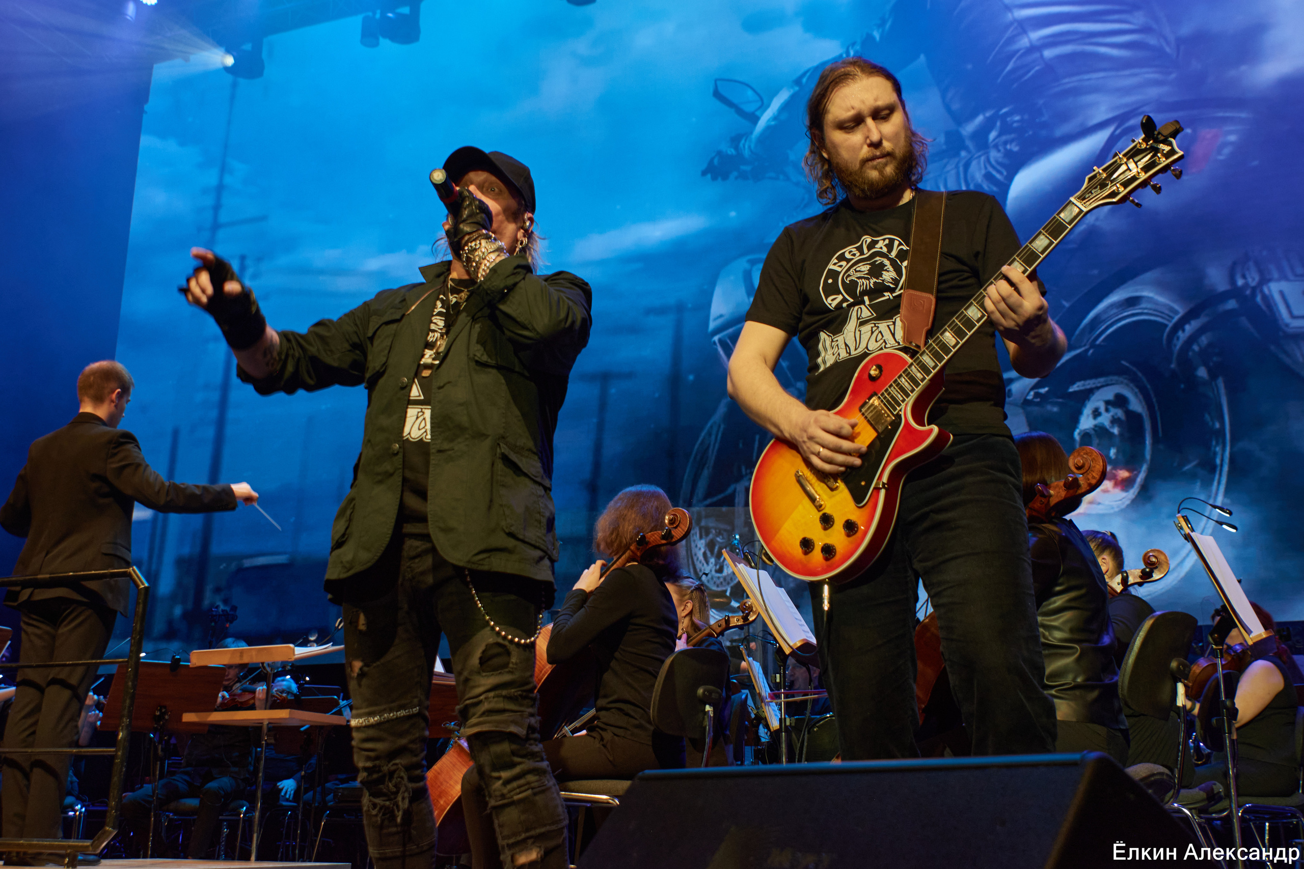 16 Апреля Артур Беркут с оркестром и Рок группа «Пасаш». Ёлкин Александр Фотограф
