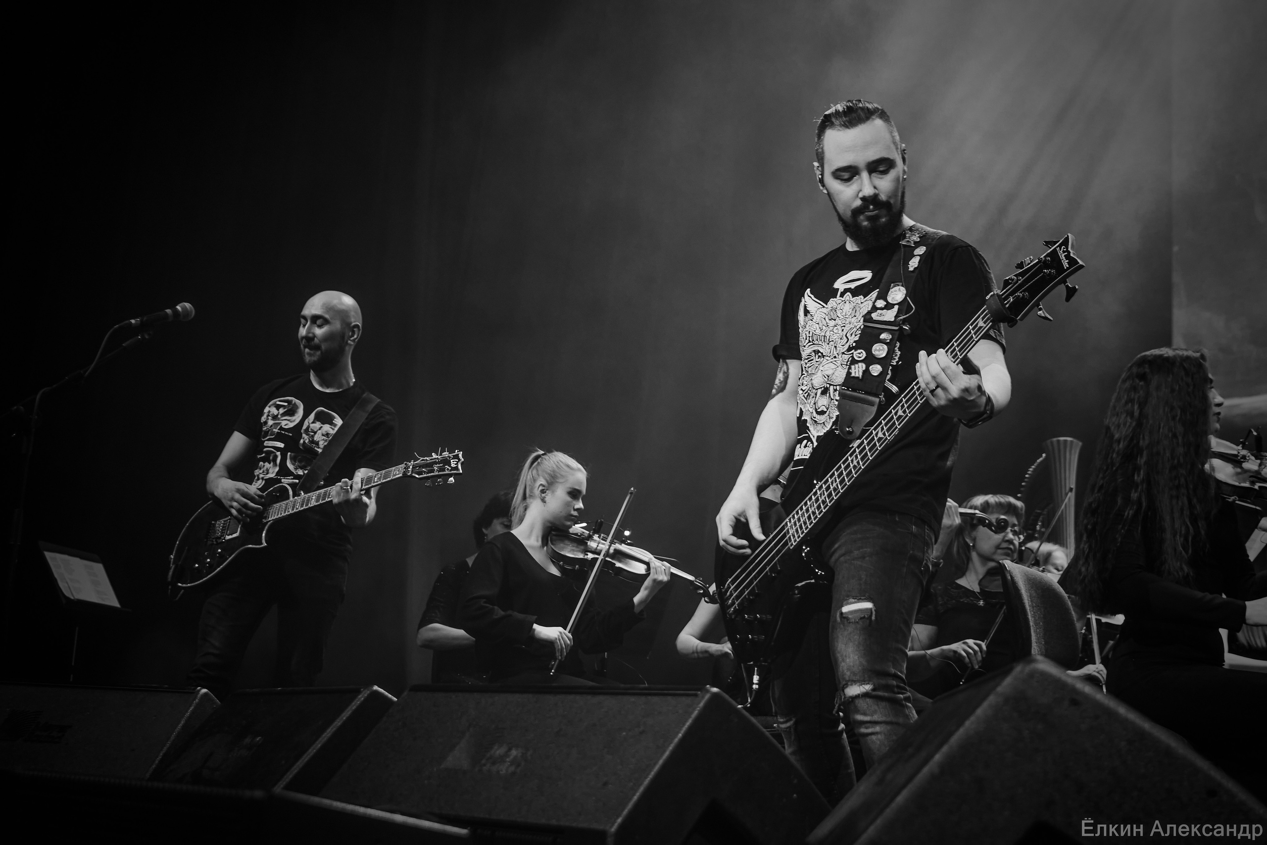 16 Апреля Артур Беркут с оркестром и Рок группа «Пасаш». Ёлкин Александр Фотограф