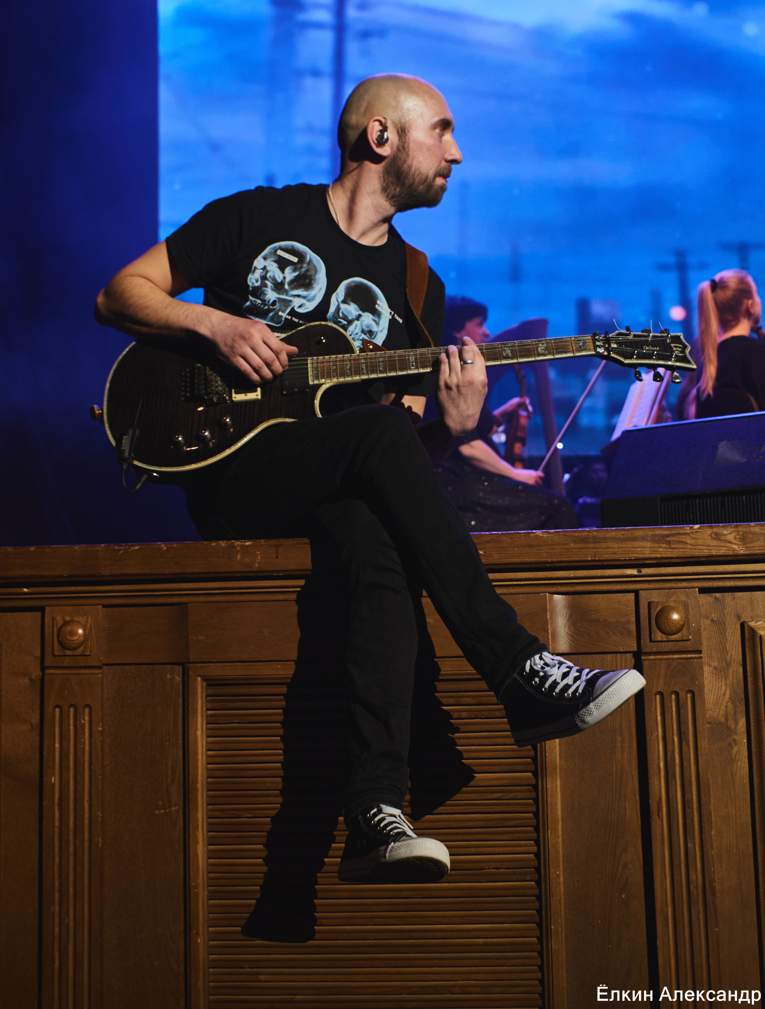 16 Апреля Артур Беркут с оркестром и Рок группа «Пасаш». Ёлкин Александр Фотограф