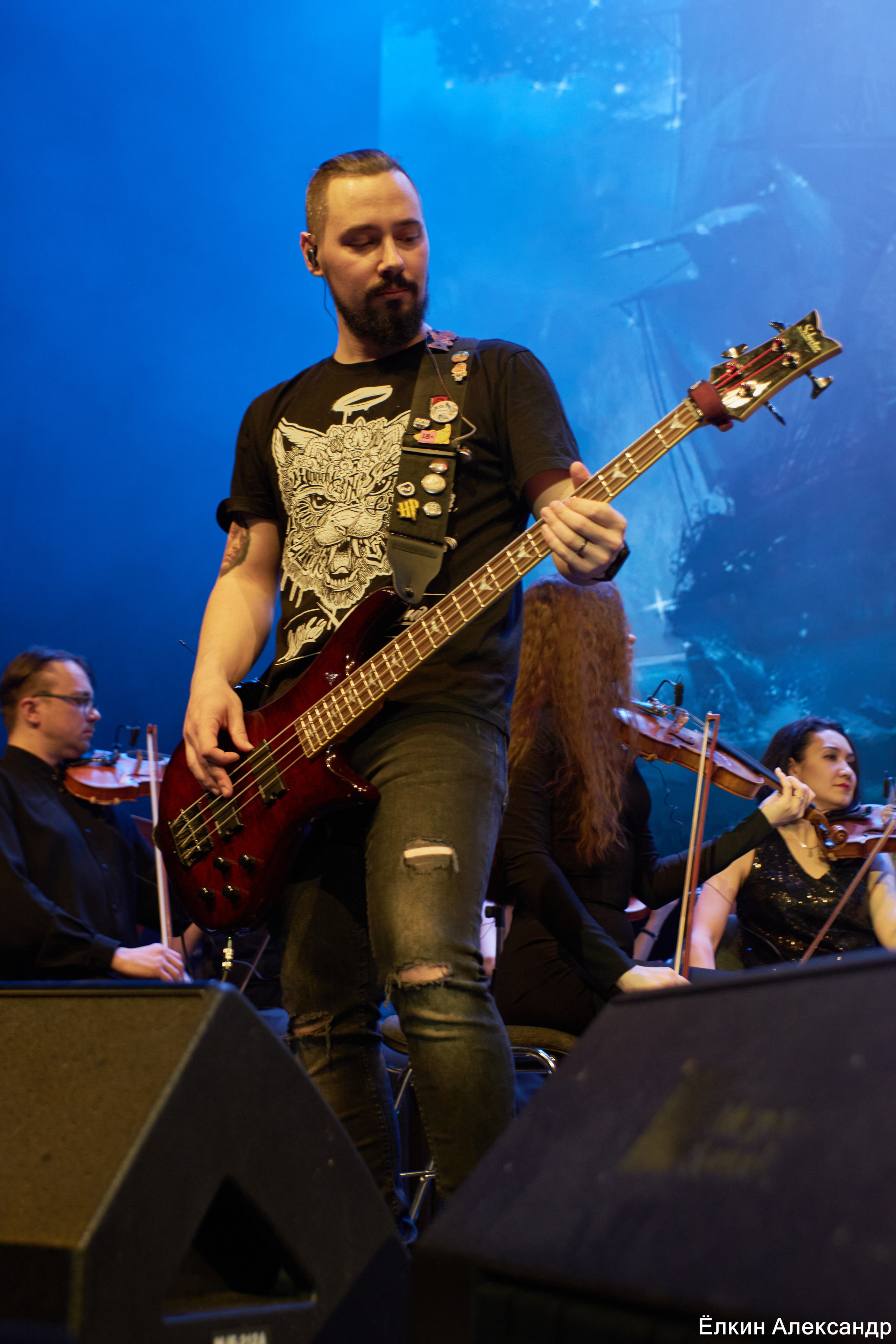 16 Апреля Артур Беркут с оркестром и Рок группа «Пасаш». Ёлкин Александр Фотограф