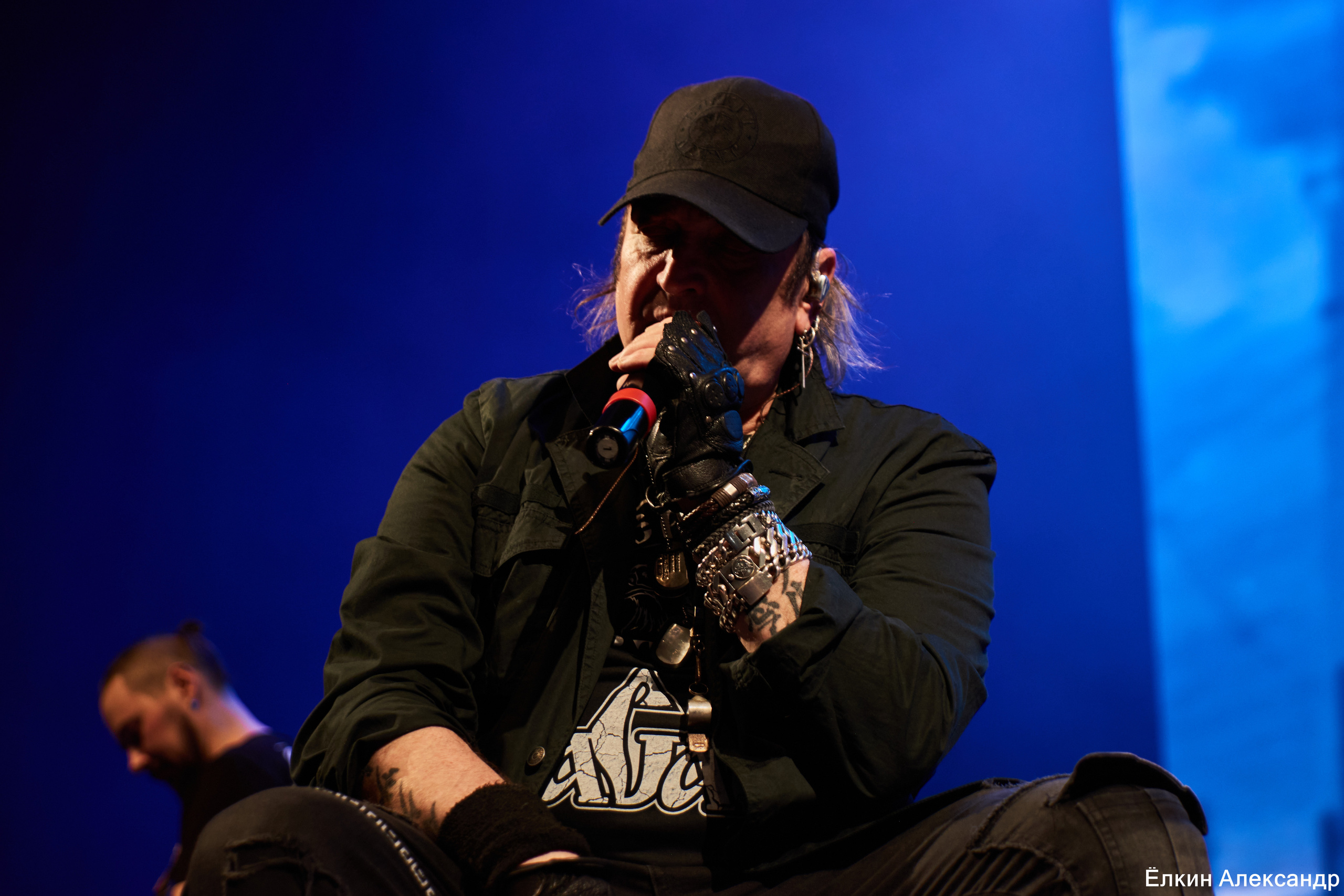 16 Апреля Артур Беркут с оркестром и Рок группа «Пасаш». Ёлкин Александр Фотограф