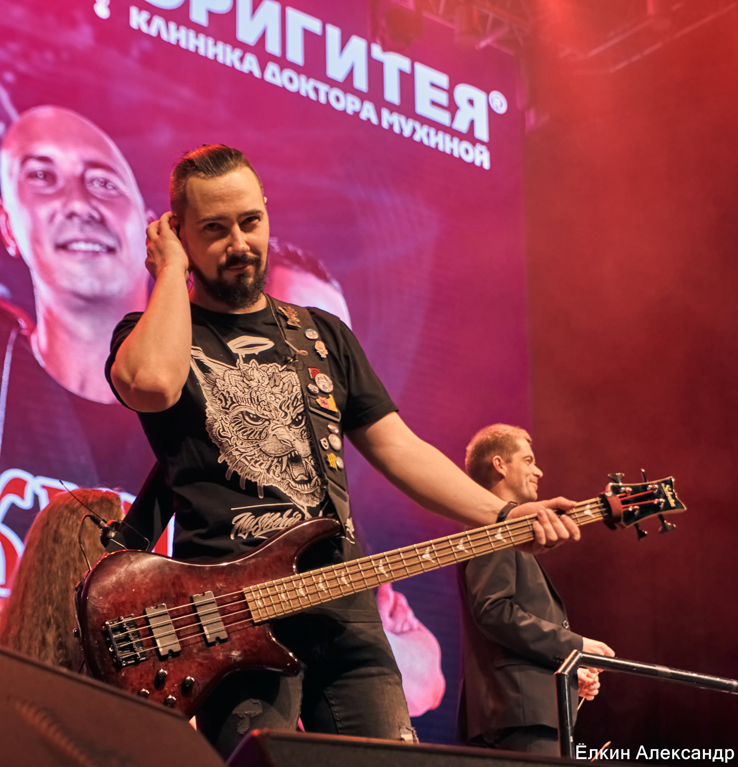 16 Апреля Артур Беркут с оркестром и Рок группа «Пасаш». Ёлкин Александр Фотограф