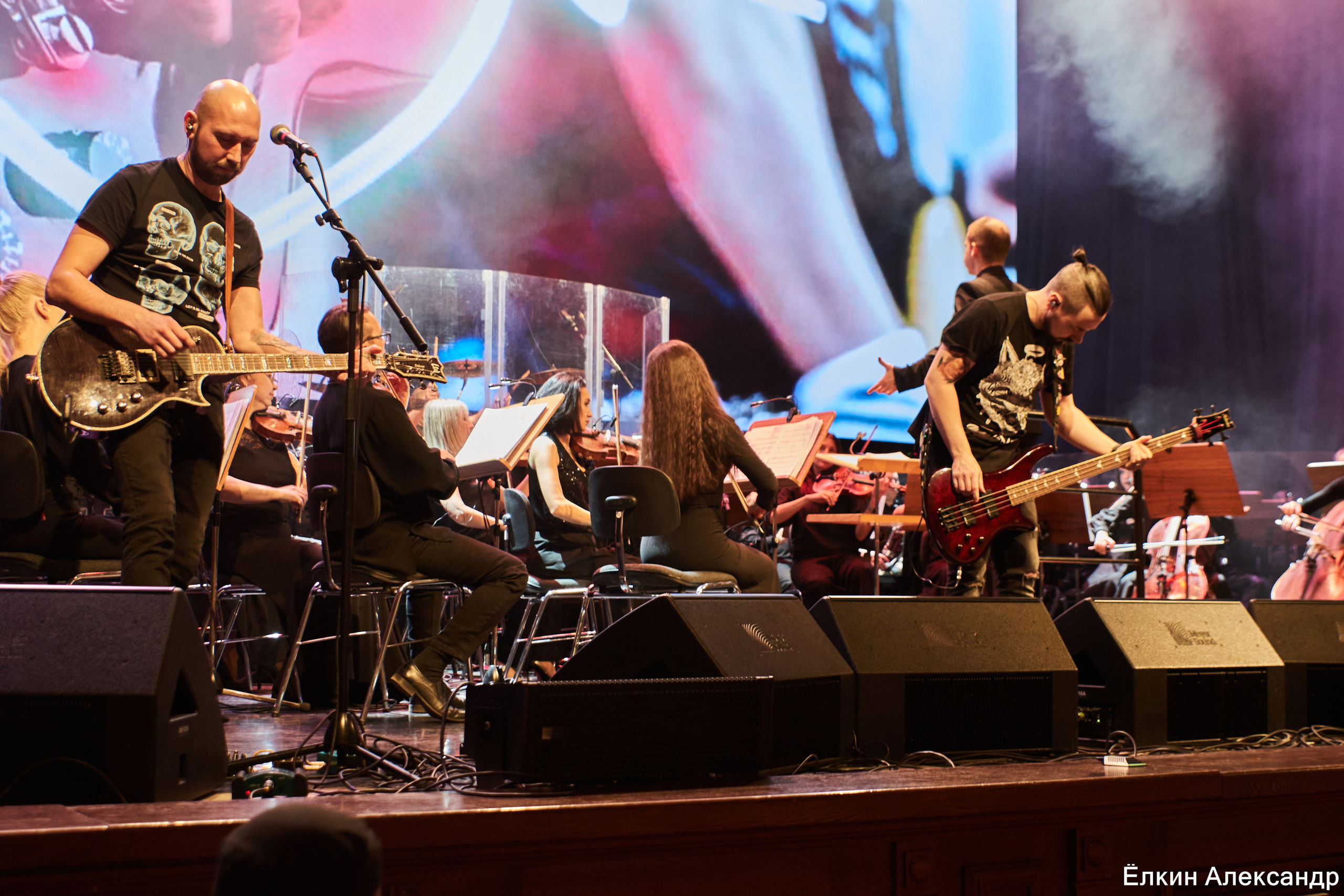 16 Апреля Артур Беркут с оркестром и Рок группа «Пасаш». Ёлкин Александр Фотограф