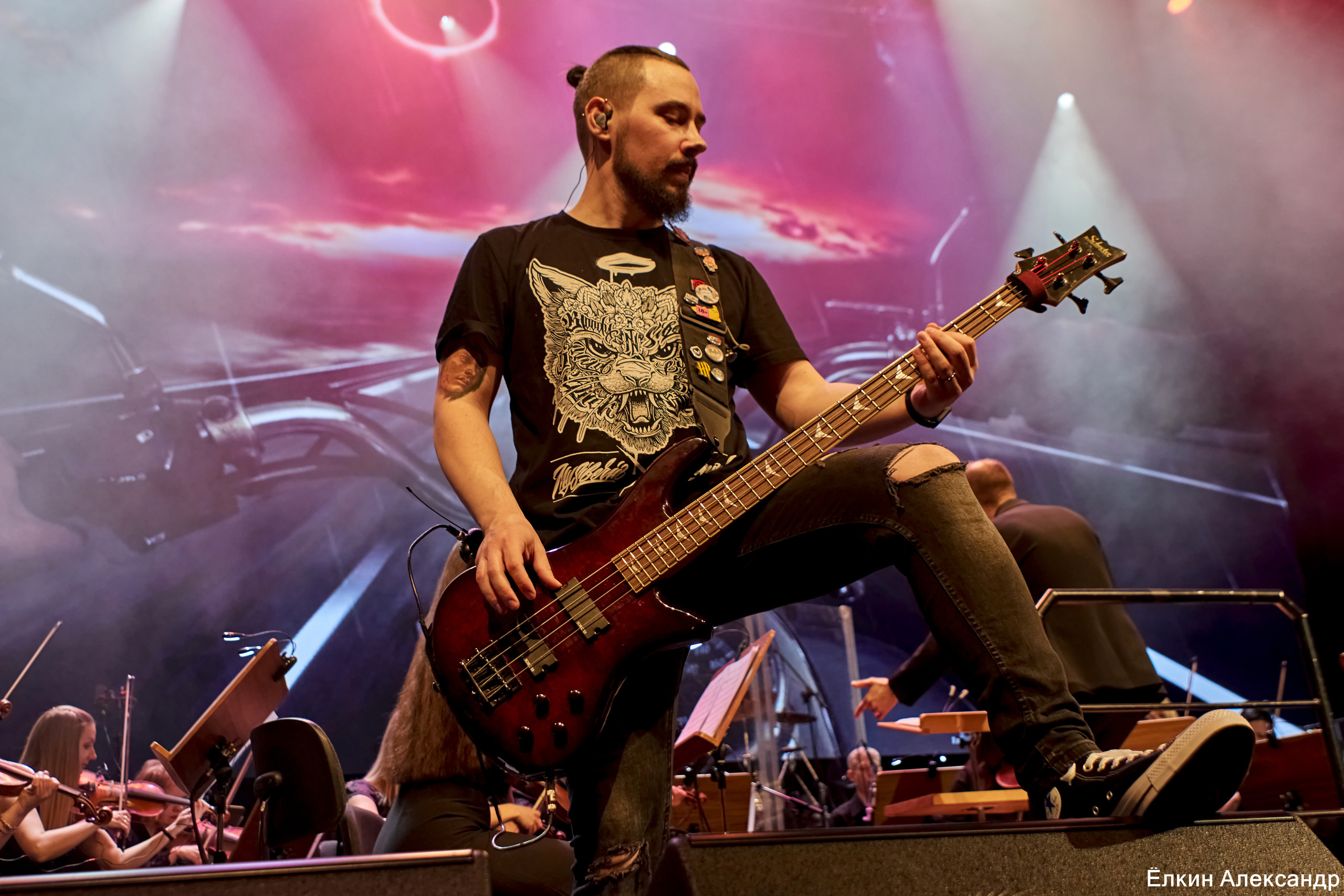 16 Апреля Артур Беркут с оркестром и Рок группа «Пасаш». Ёлкин Александр Фотограф