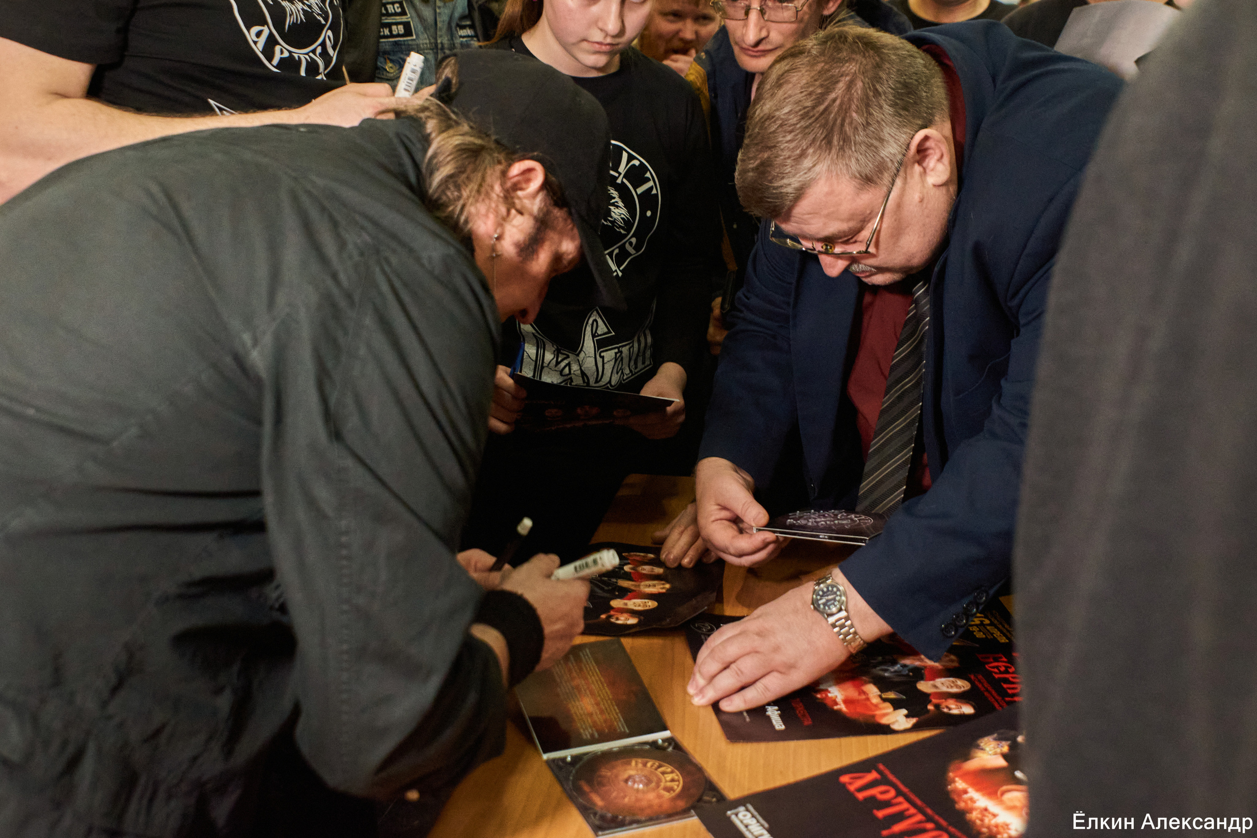 16 Апреля Артур Беркут с оркестром и Рок группа «Пасаш». Ёлкин Александр Фотограф