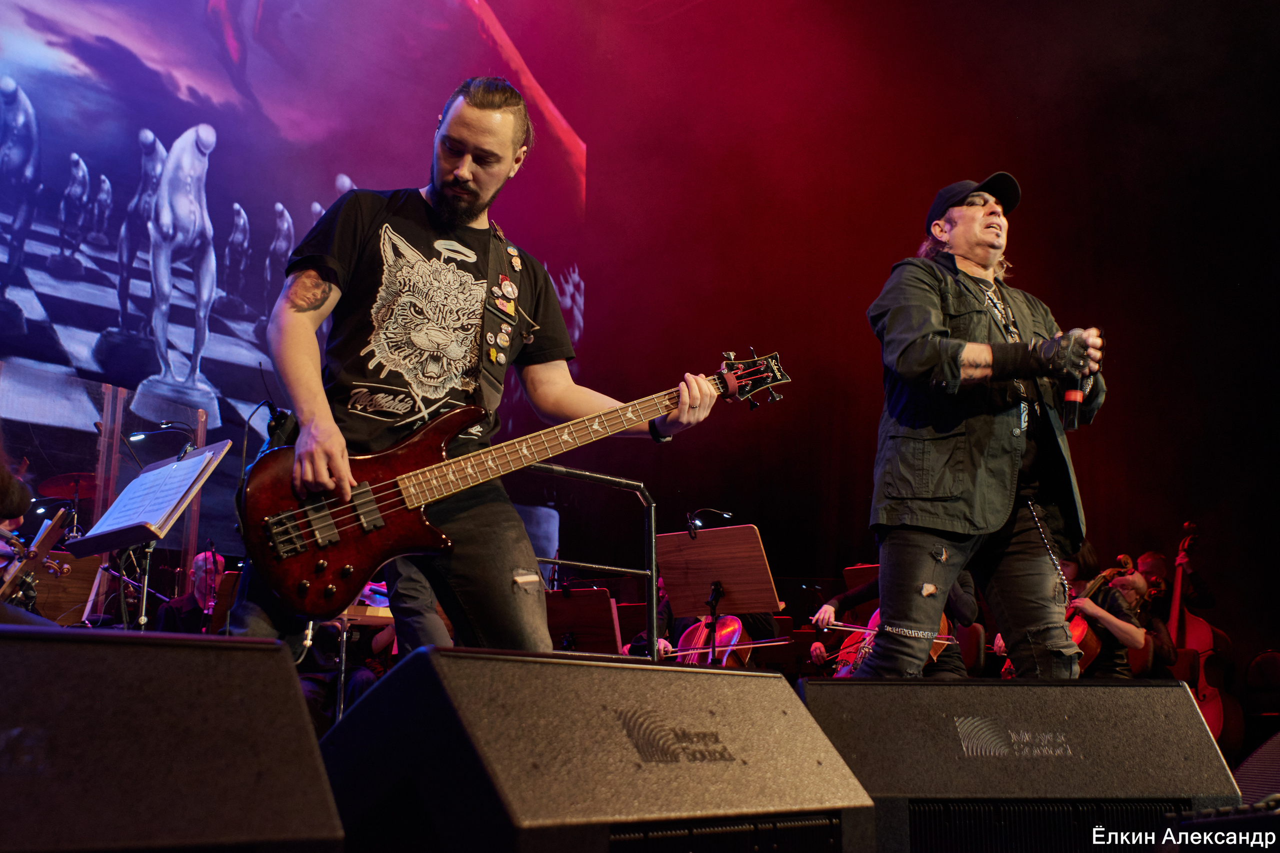 16 Апреля Артур Беркут с оркестром и Рок группа «Пасаш». Ёлкин Александр Фотограф
