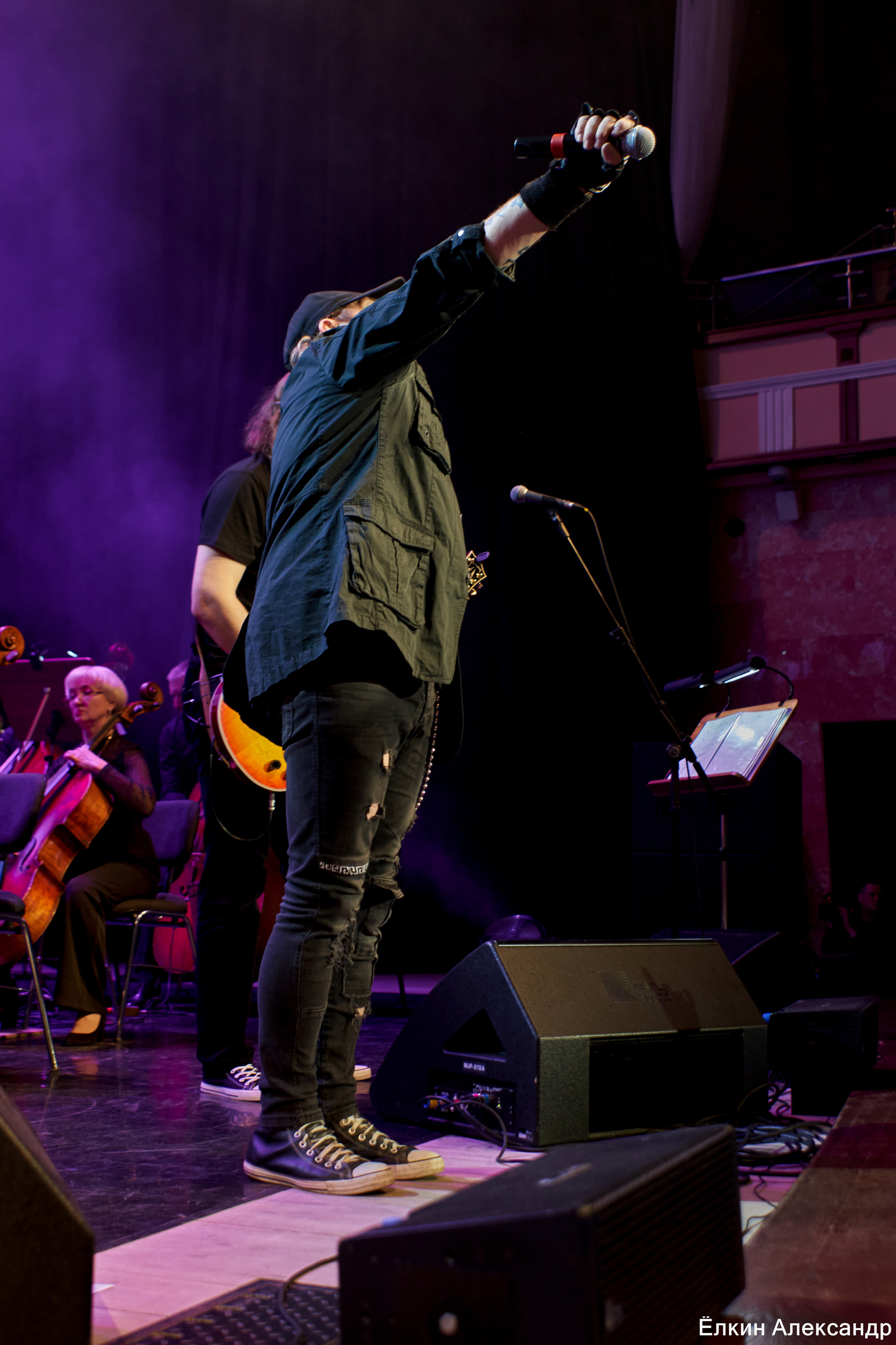 16 Апреля Артур Беркут с оркестром и Рок группа «Пасаш». Ёлкин Александр Фотограф