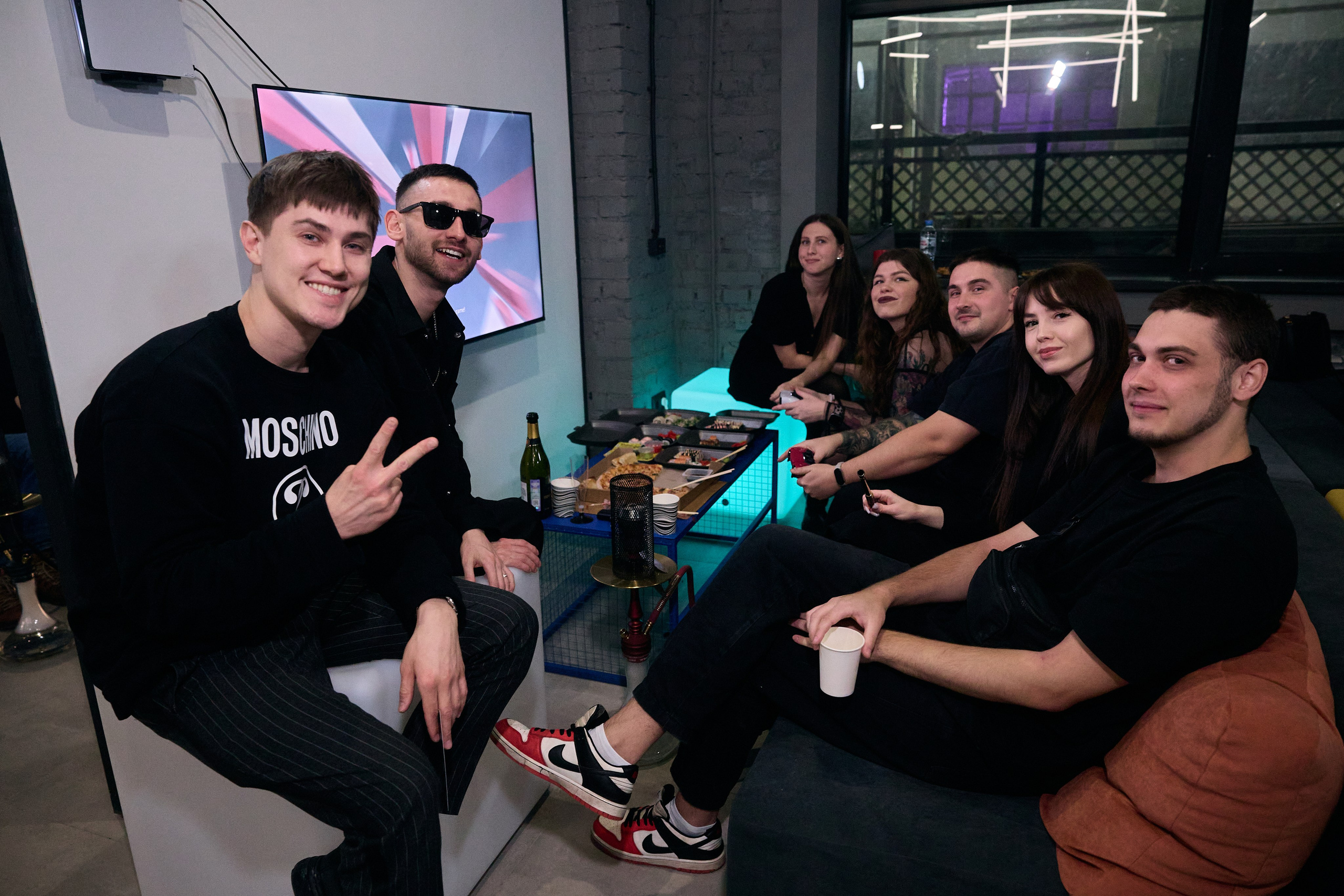 Открытие лаунж-кафе Pereplёt. 18+. Предметный и репортажный фотограф Алексей Кротов