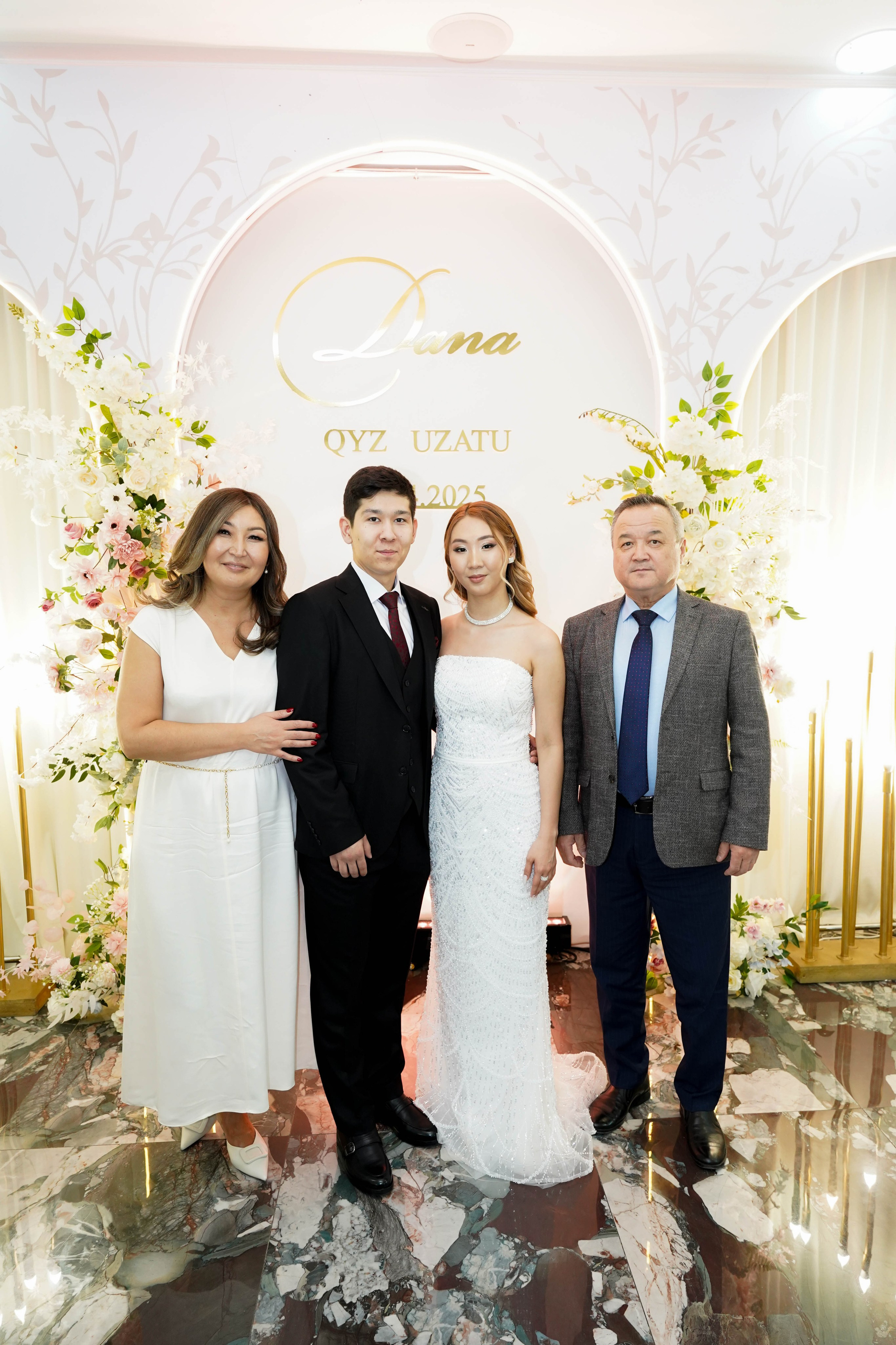 Dana uzatu. Фотограф Ернар Ержанов