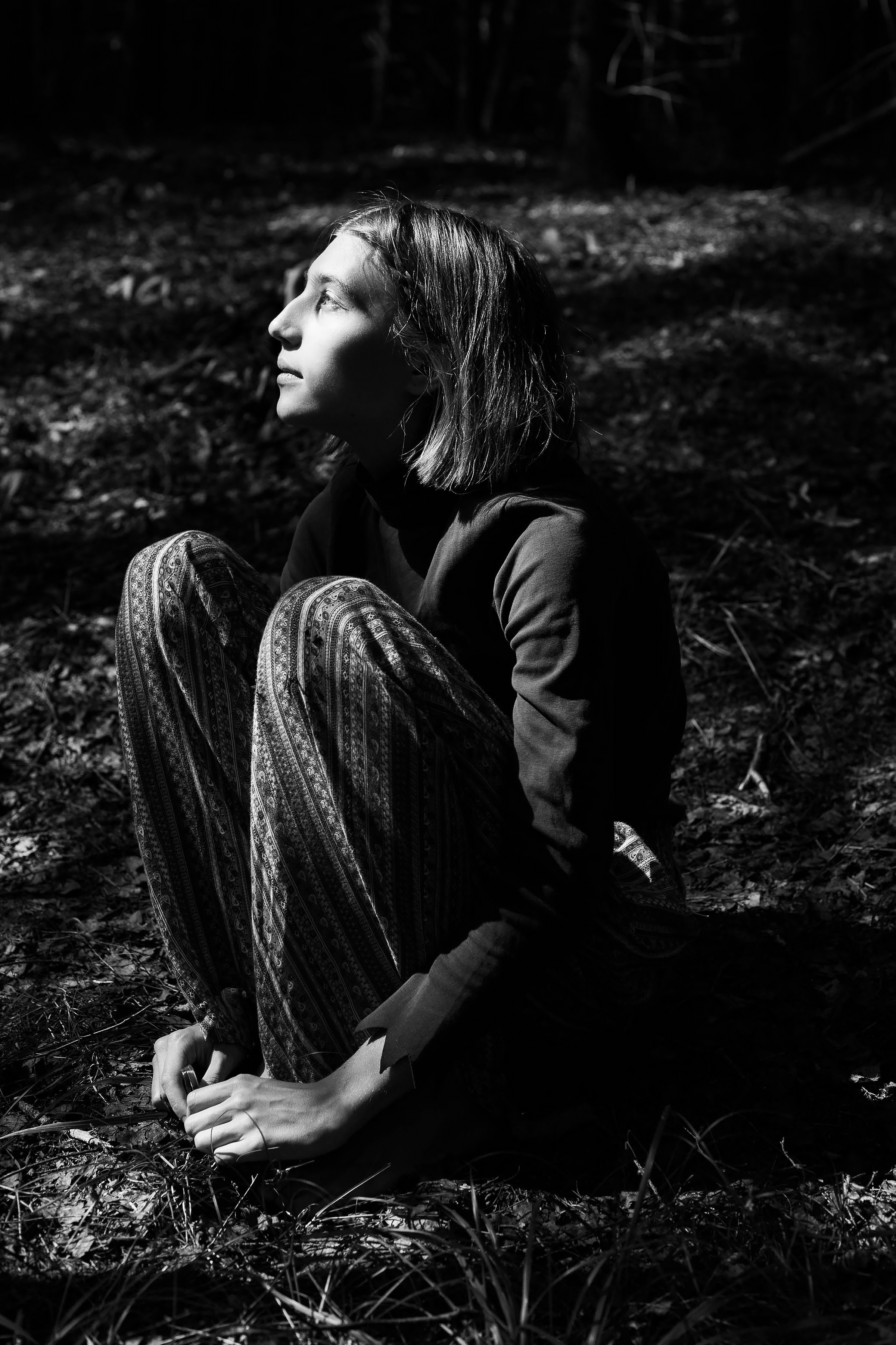 Любовь, лес. Семьи, портреты, школьные съемки. Фотограф Лагутина Елена. Москва