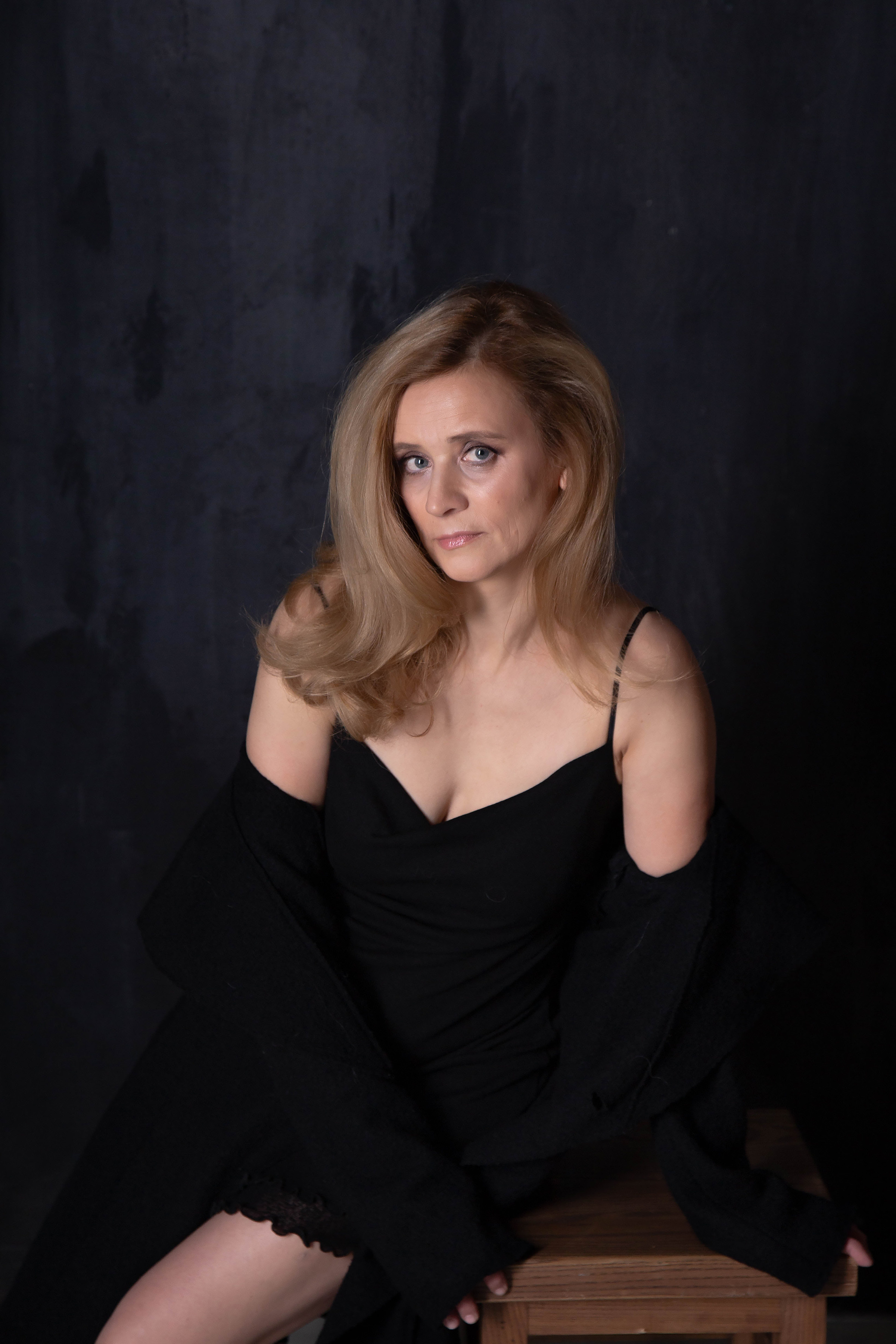 Анна, студия. Семьи, портреты, школьные съемки. Фотограф Лагутина Елена. Москва