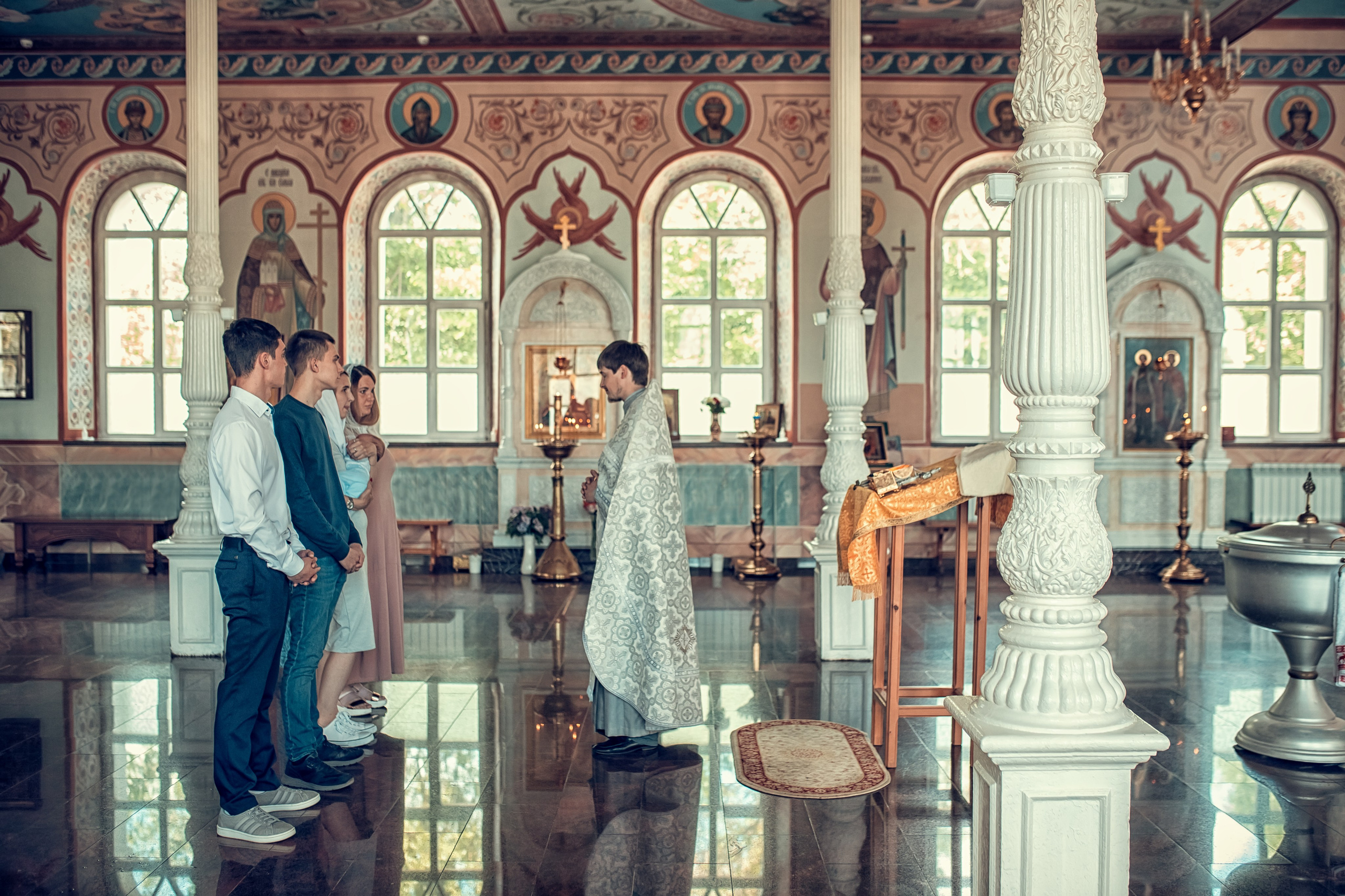 Церковь Александра Невского (в Сормово). Екатерина Крапивина фотограф церковных Таинств в Нижний Новгороде