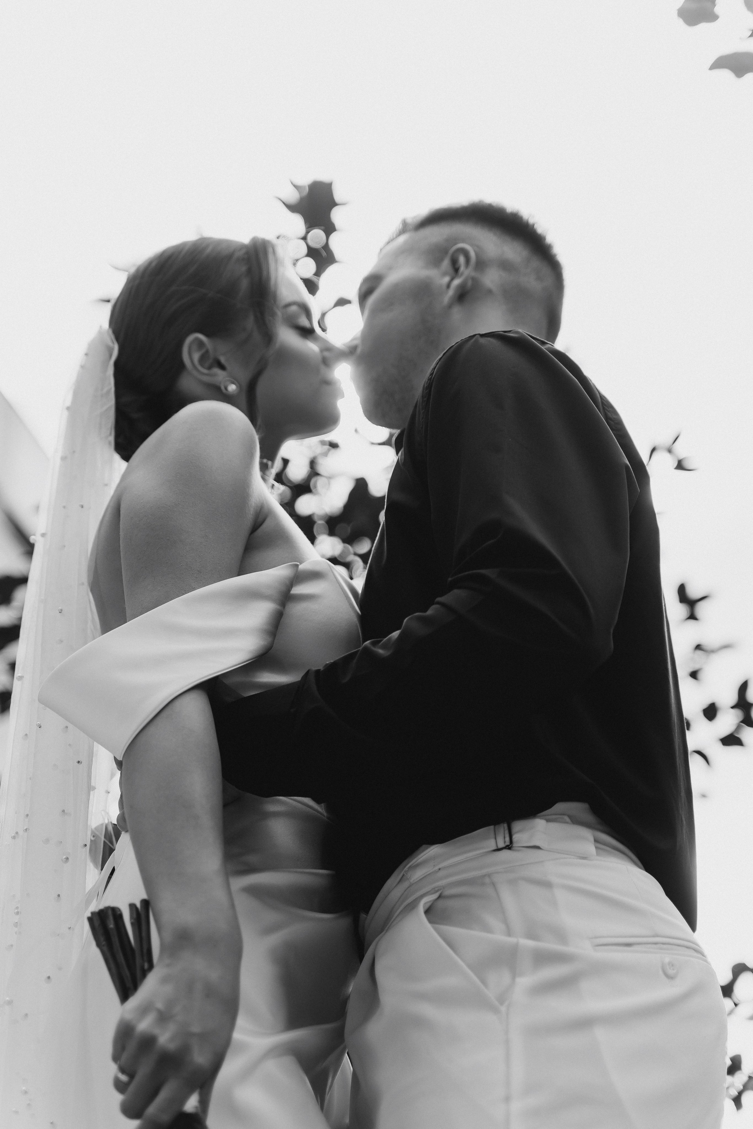 К | В. Свадебный и семейный фотограф в Новосибирске Светлана Варутина