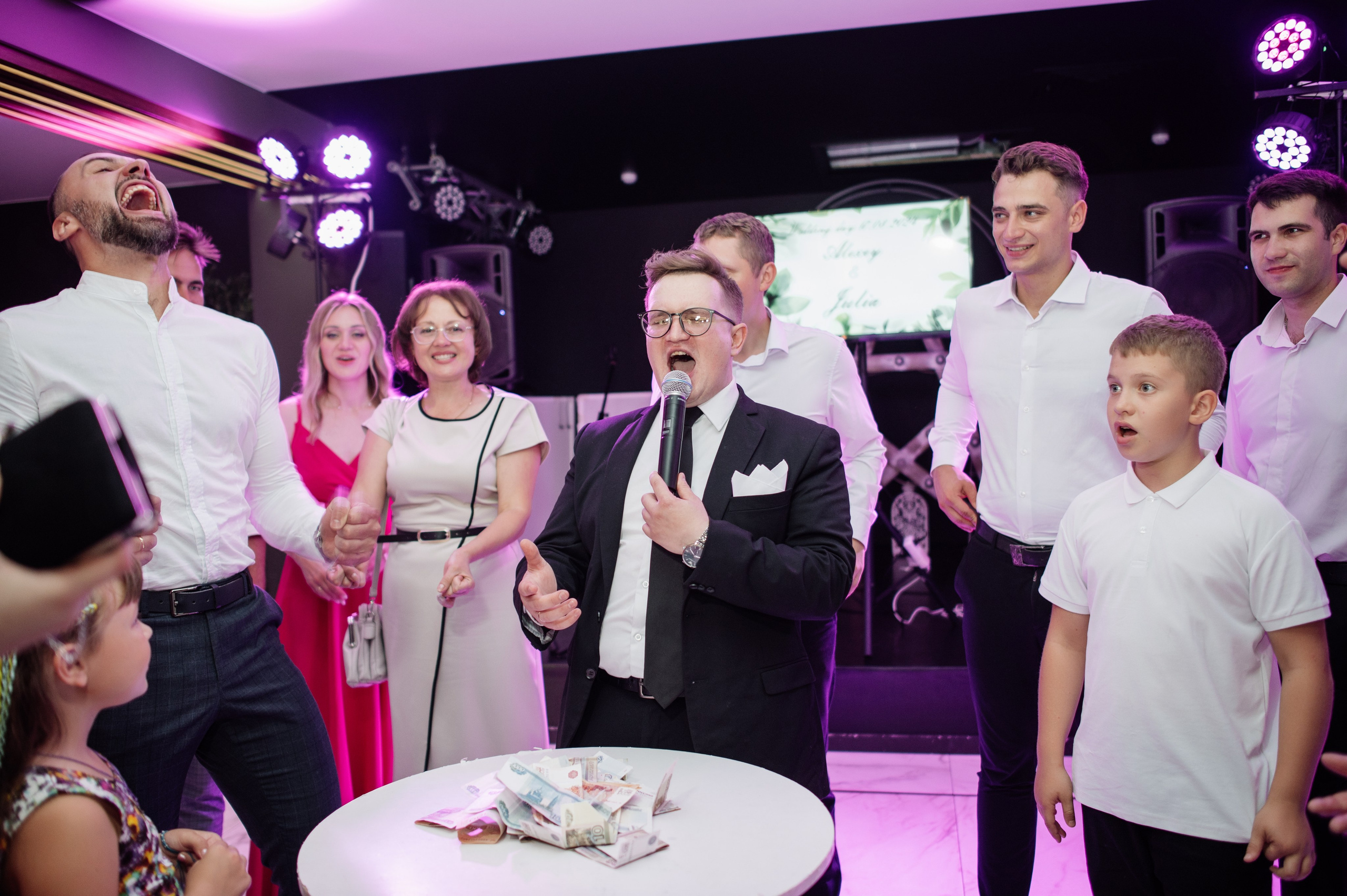 Свадебная фотосессия в Овстуге и Дятьково. Свадебный и репортажный фотограф видеограф Брянск/Москва