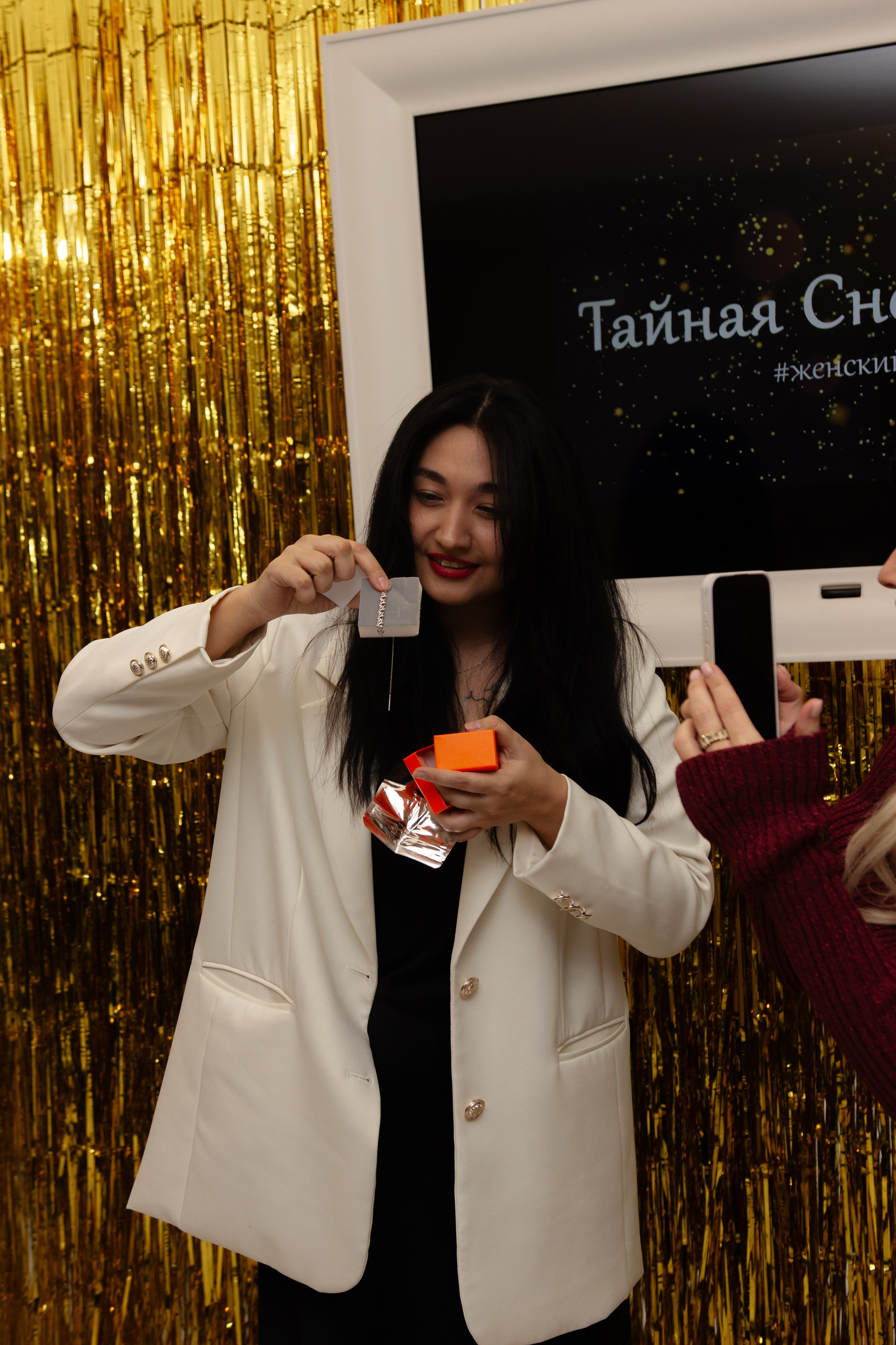 Тайная снегурочка. Фотограф Новосибирск