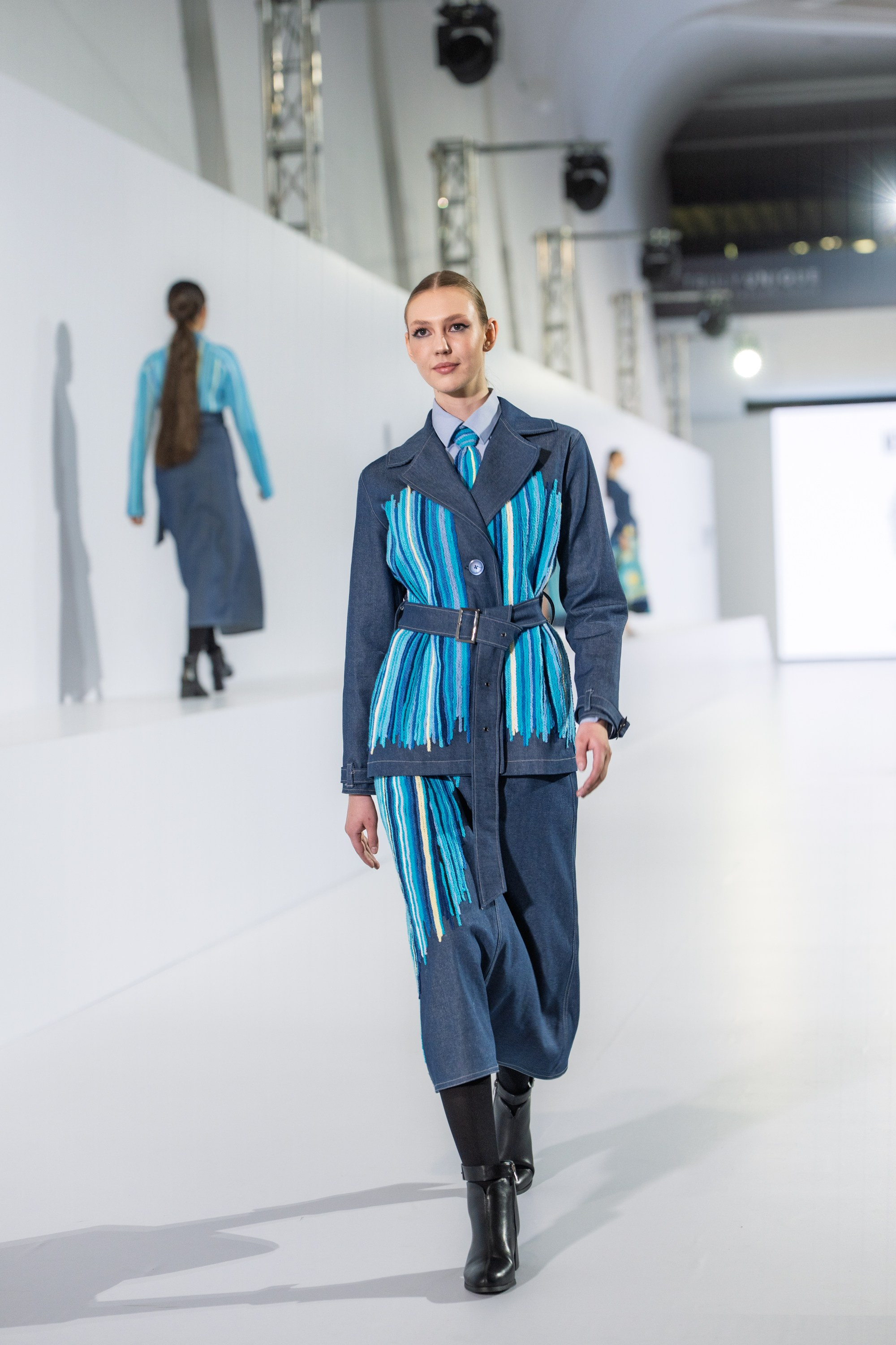 New Generation Elmtree. Сайт Алматинского НЮ АРТ, будуар и фэшн фотографа Дениса Карпенко