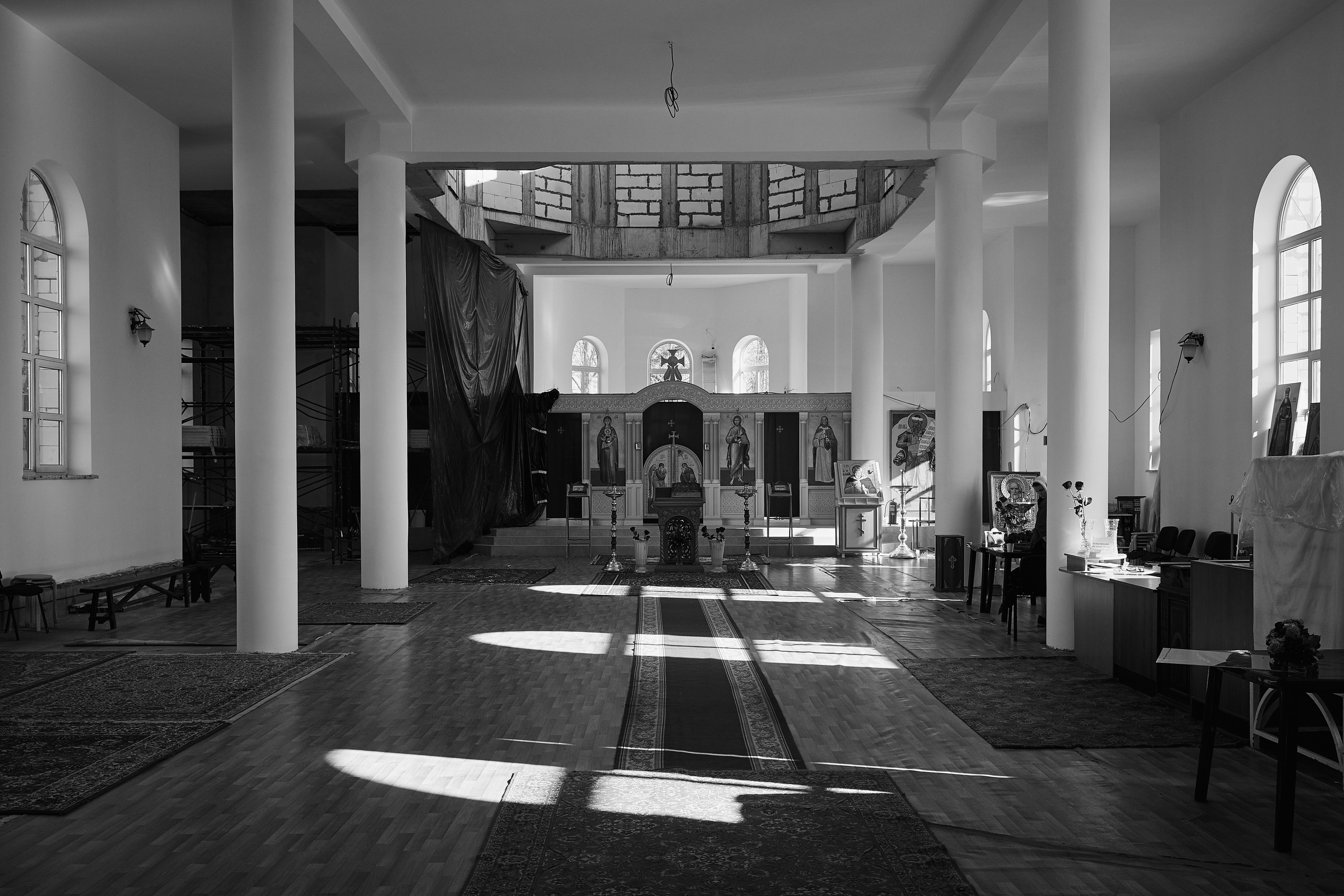 Храм во имя святого праведного Иоанна Кронштадтского. Репортажный и портретный фотограф в Санкт-Петербурге Филипп Линзин