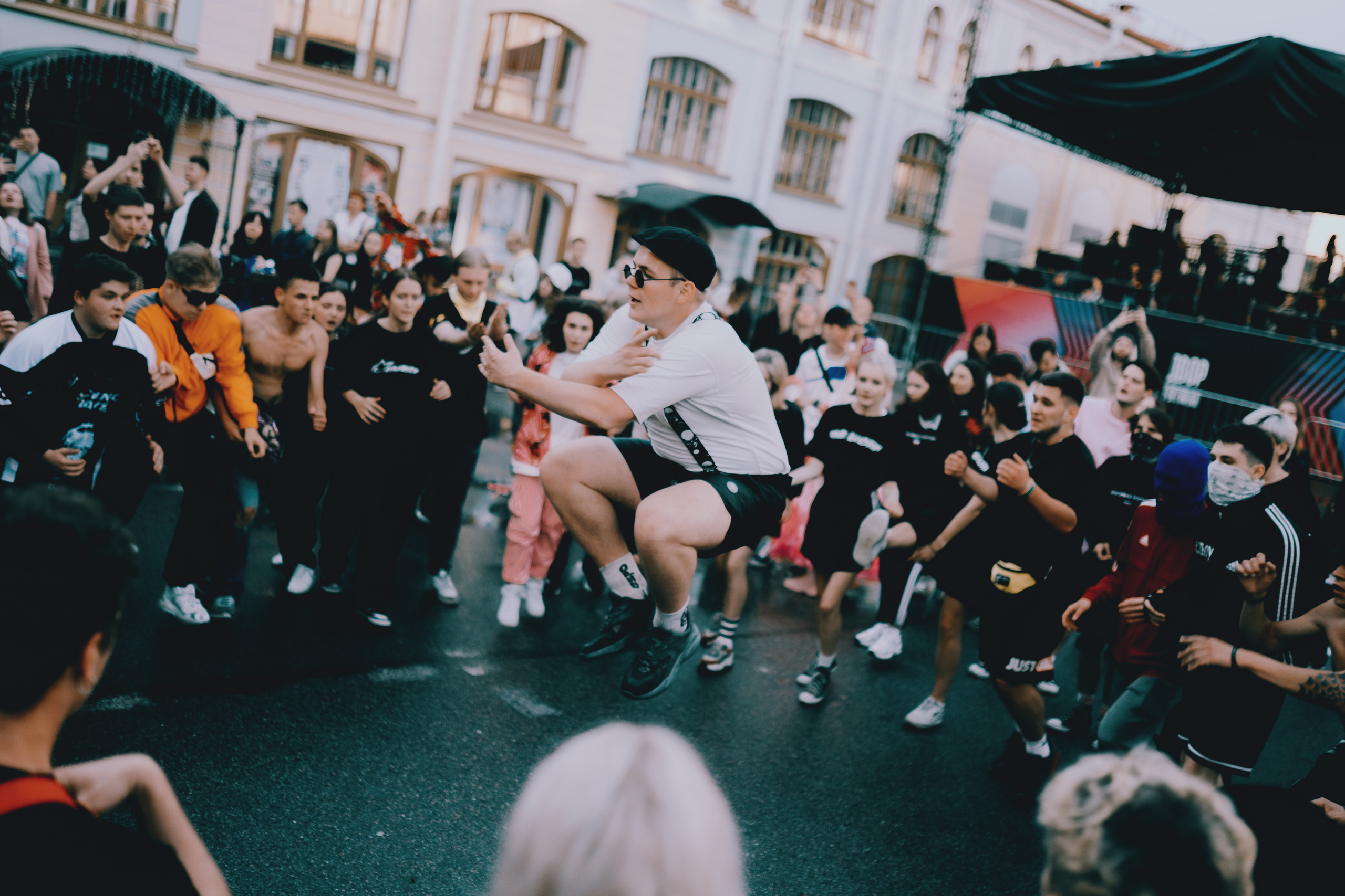 DEAD BLONDE. OPSHI PHOTO