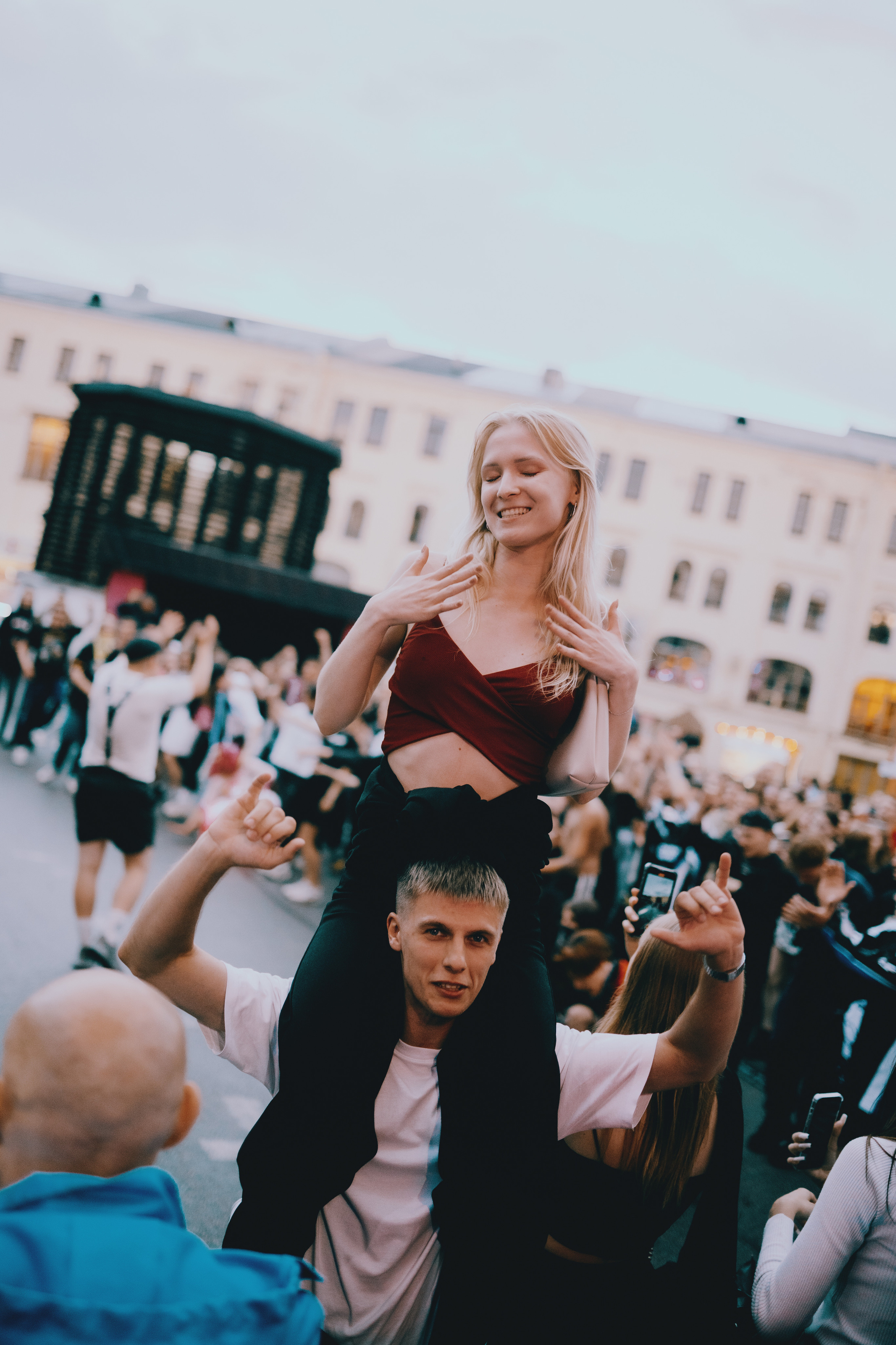 DEAD BLONDE. OPSHI PHOTO