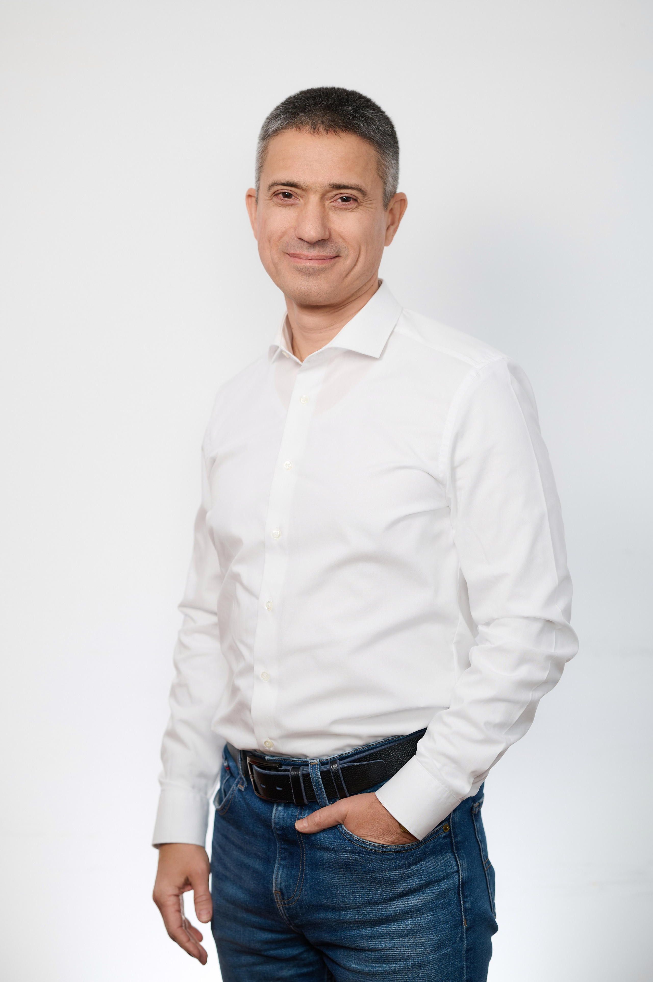 Портретная фотосъёмка сотрудников компании. Репортажный фотограф в Москве, Сергей Торунов