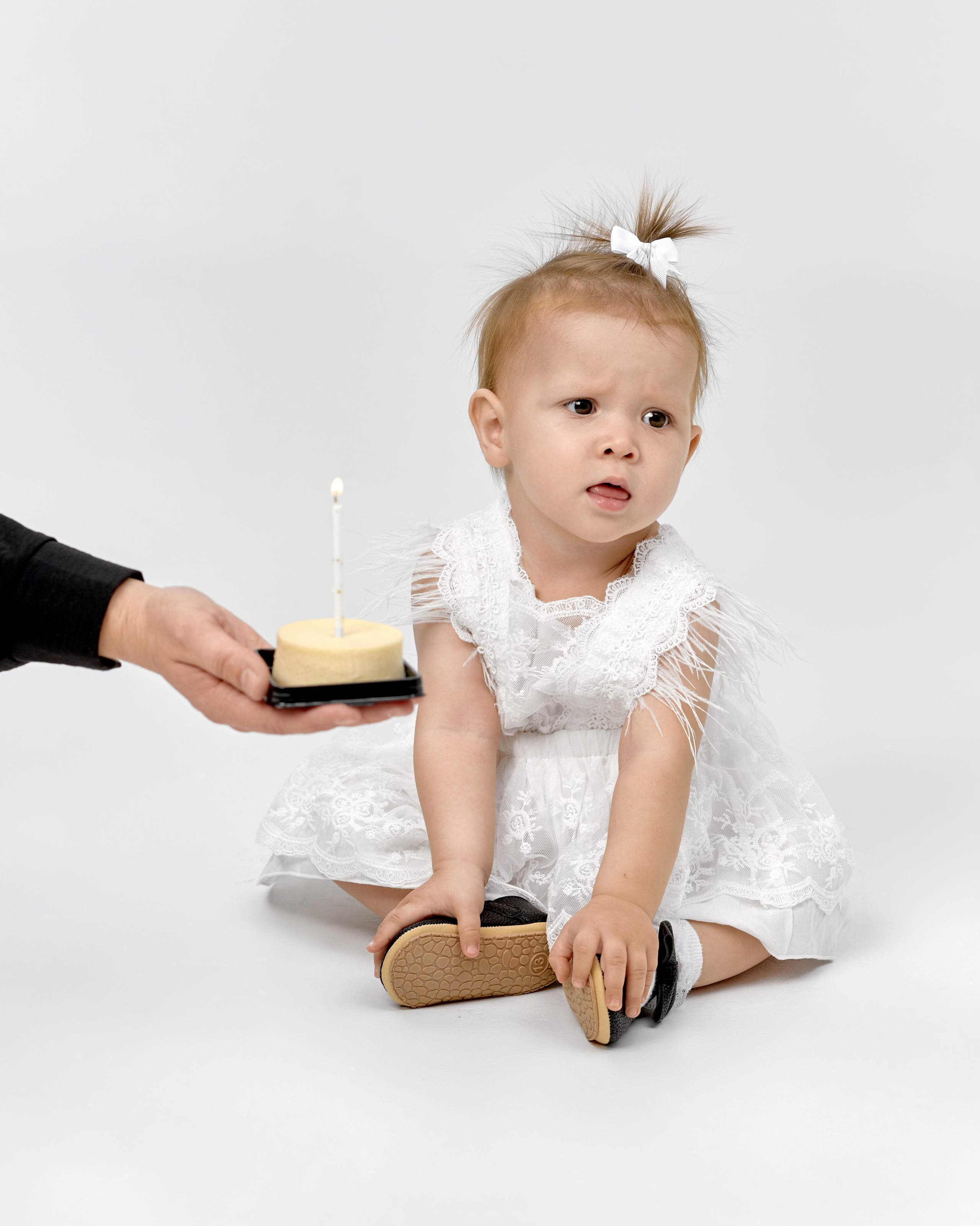 Семейная фотосессия в студии с импульсным светом