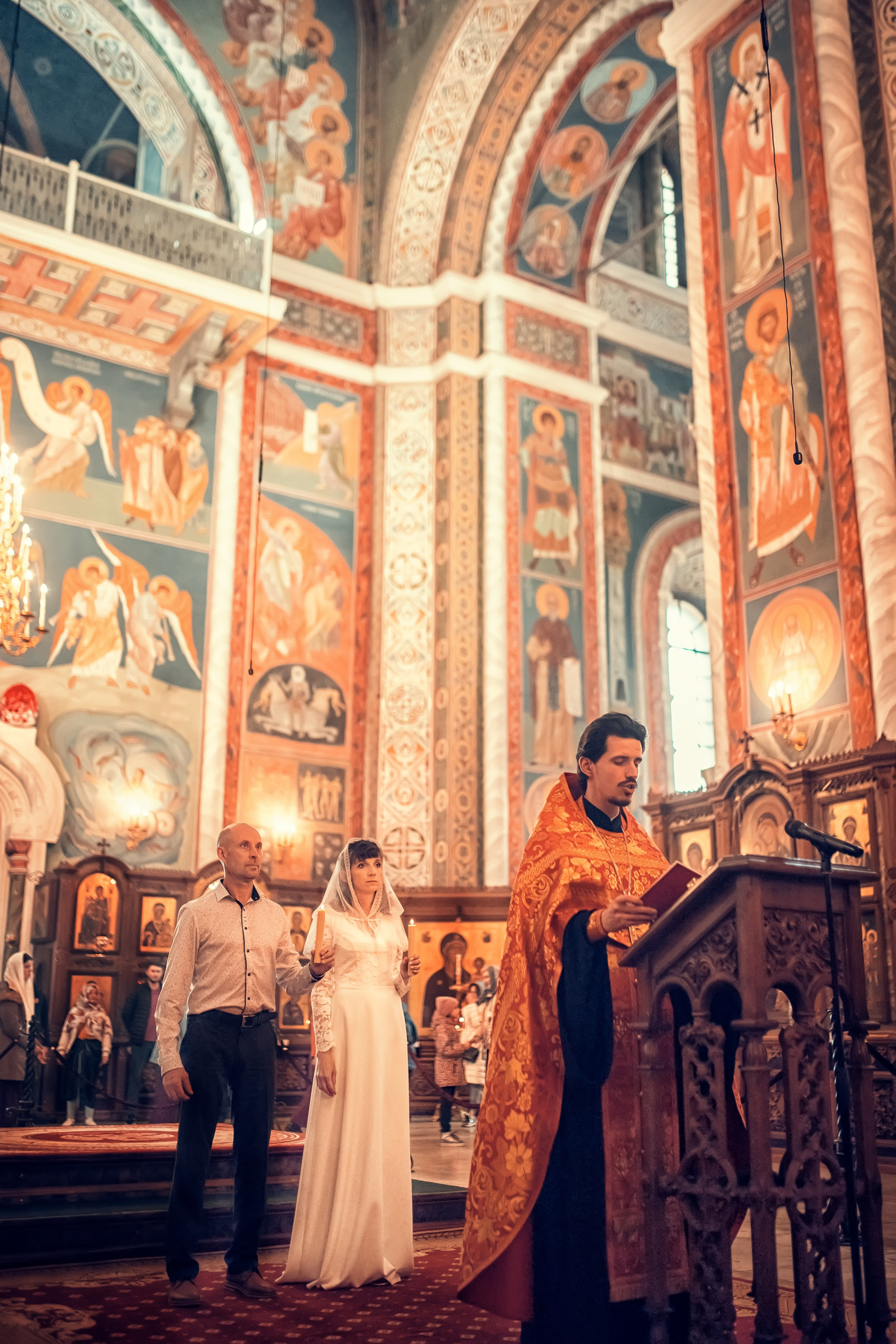 Венчание в Соборе Александра Невского. Екатерина Крапивина фотограф церковных Таинств в Нижний Новгороде