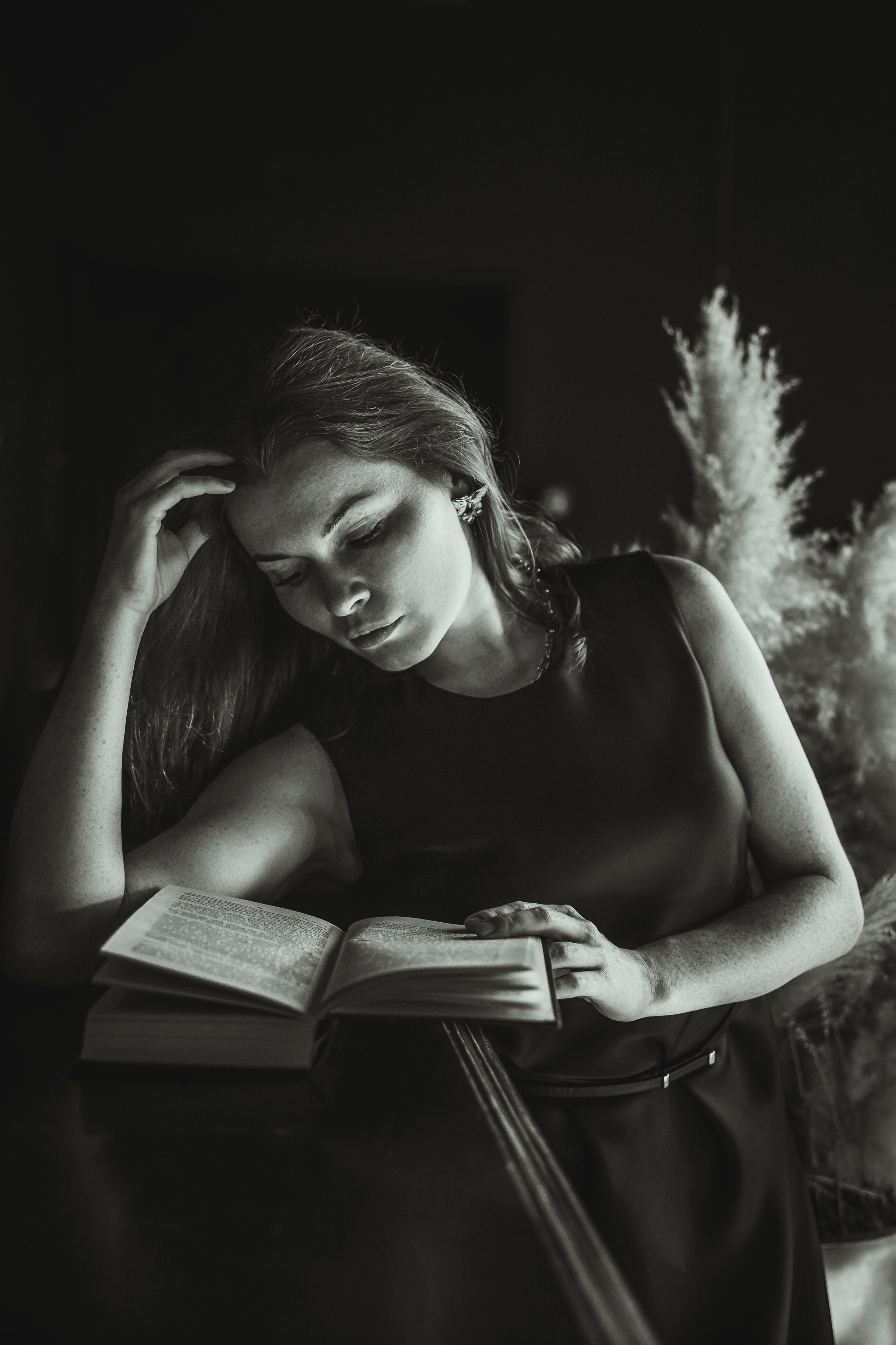 Инна Самарина_контент в темной студии. Фотограф Воронеж, Новая Усмань Мария Бублик