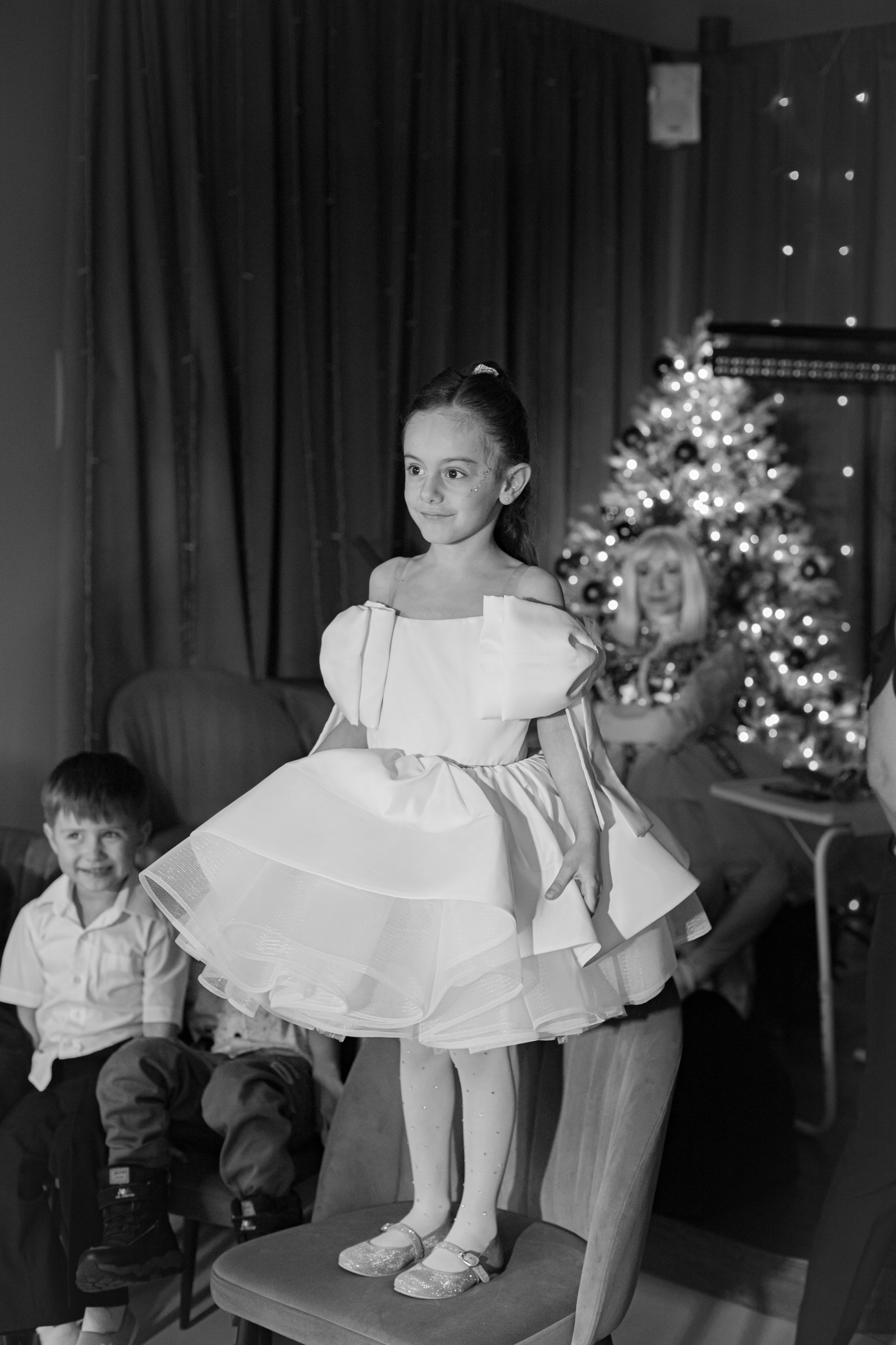 ASIA'S BIRTHDAY PARTY. Photokarish