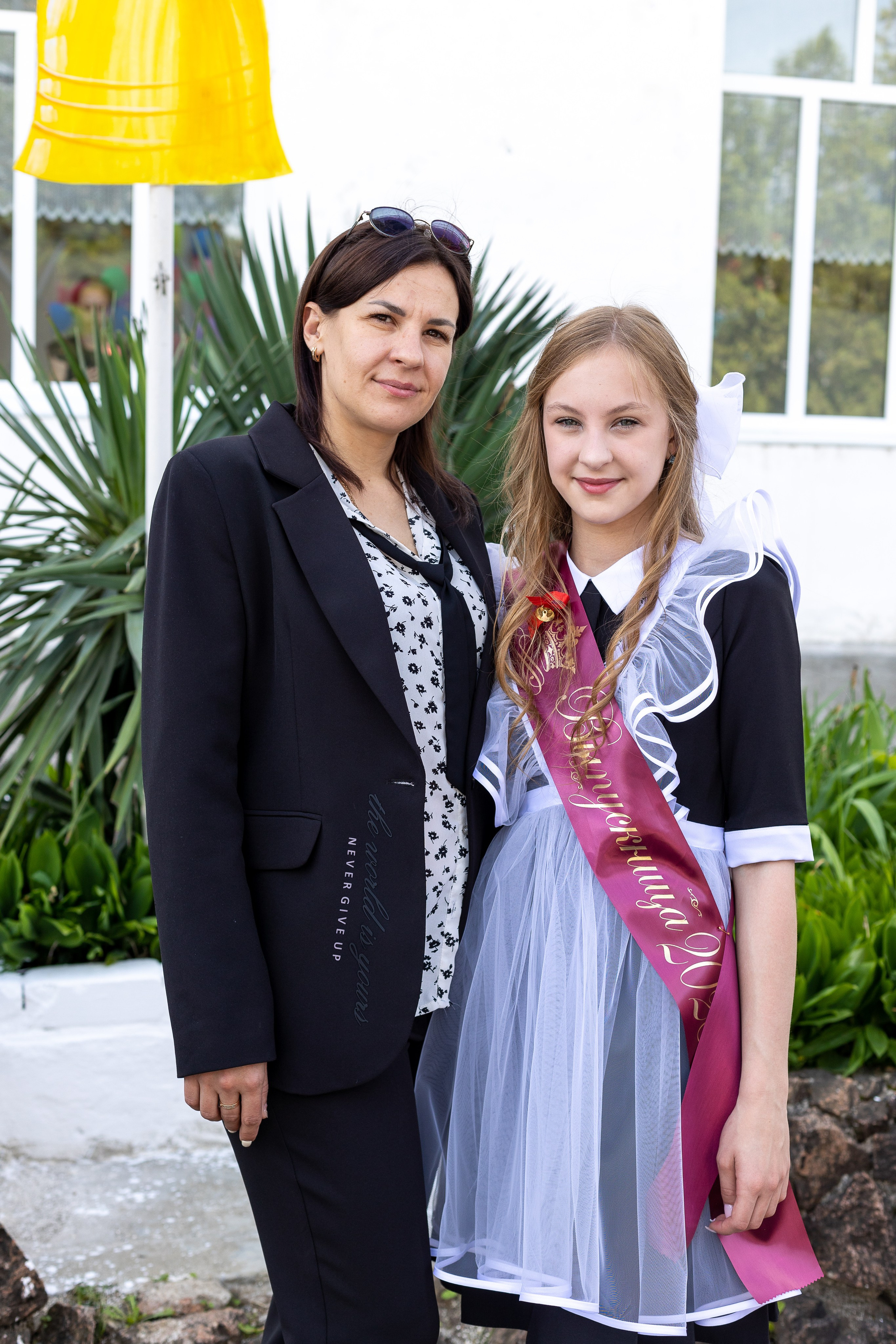 Последний звонок. Выпускные альбомы Майкоп, Краснодар Елена Золотарева