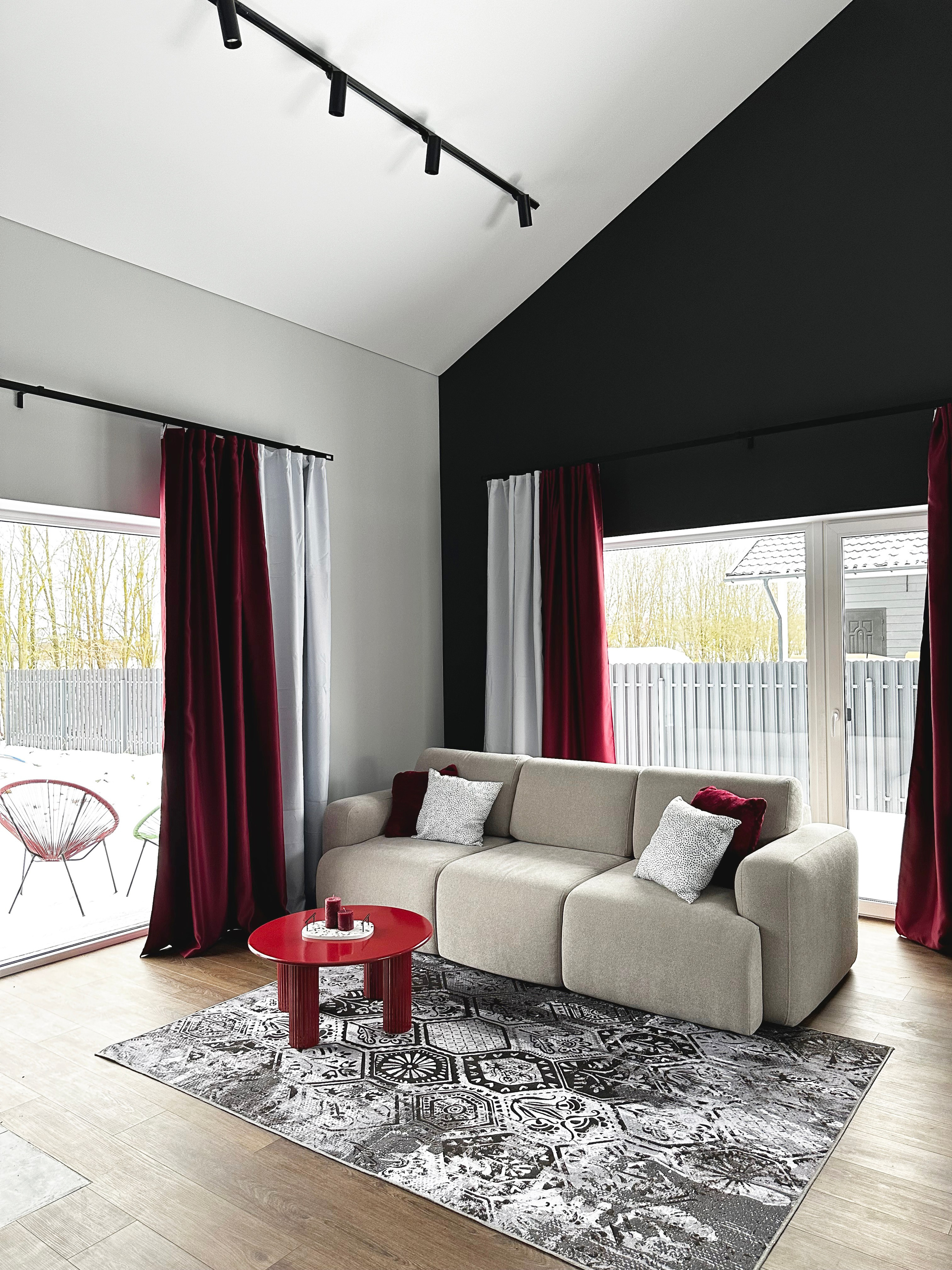 Дом на Радостной улице. Павлова Евгения