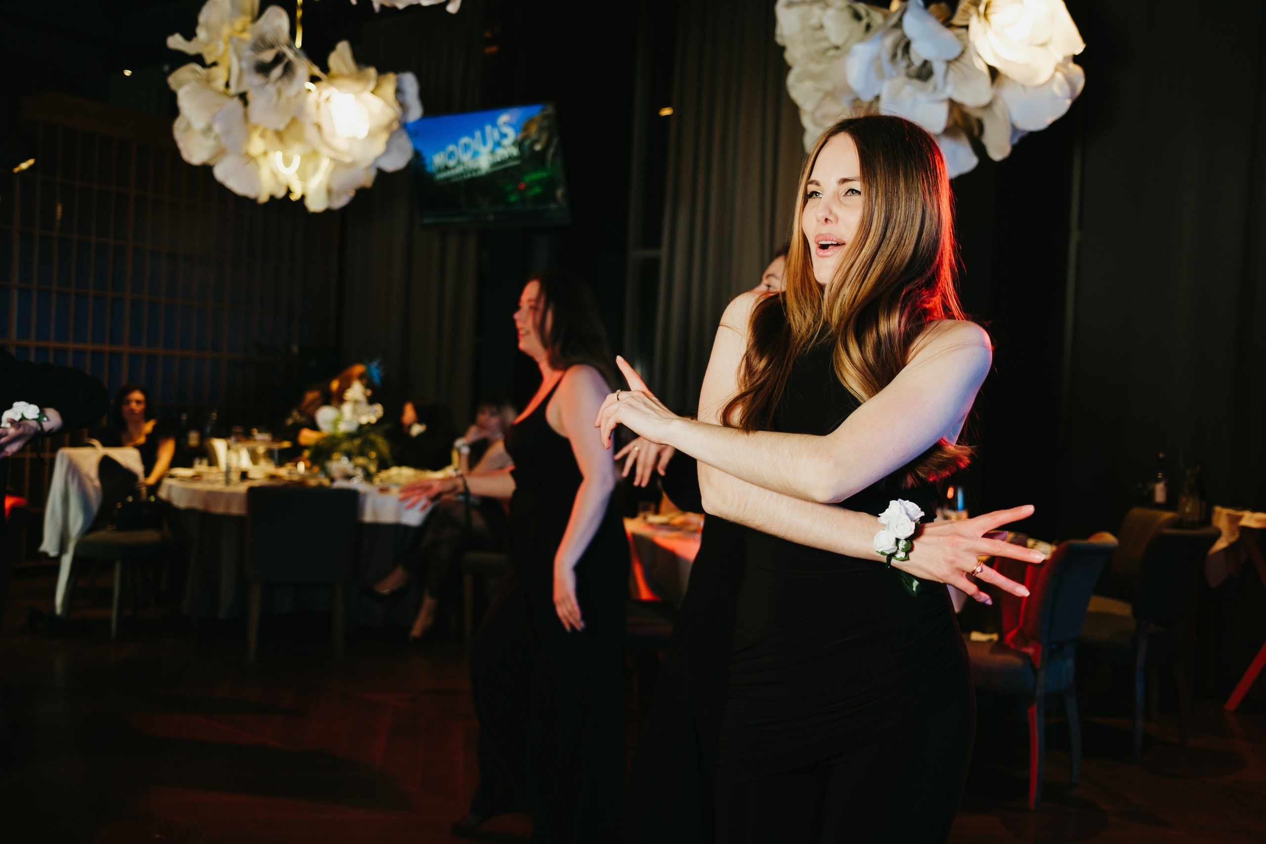 Корпоратив в Сириусу (Адлер) 10 лет компании. Свадебный фотограф Денис Ожигин в Краснодаре и крае. Эмоциональная и стильная съемка вашего дня