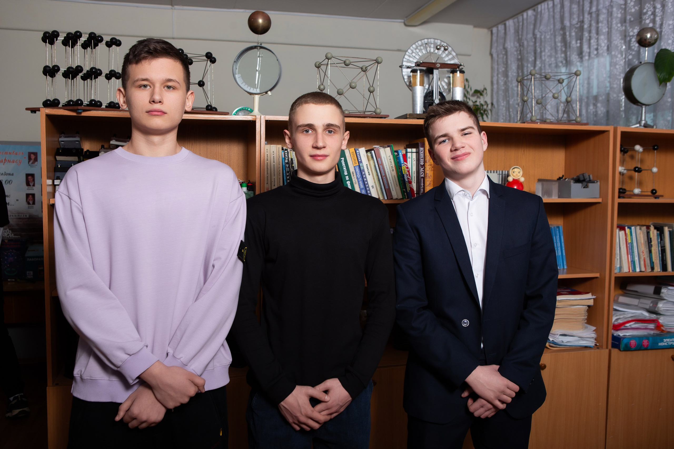 ОТВЯЗНАЯ СЪЕМКА В КЛАССЕ (9 КЛАСС). Профессиональный фотограф в Мценске и Орловской области