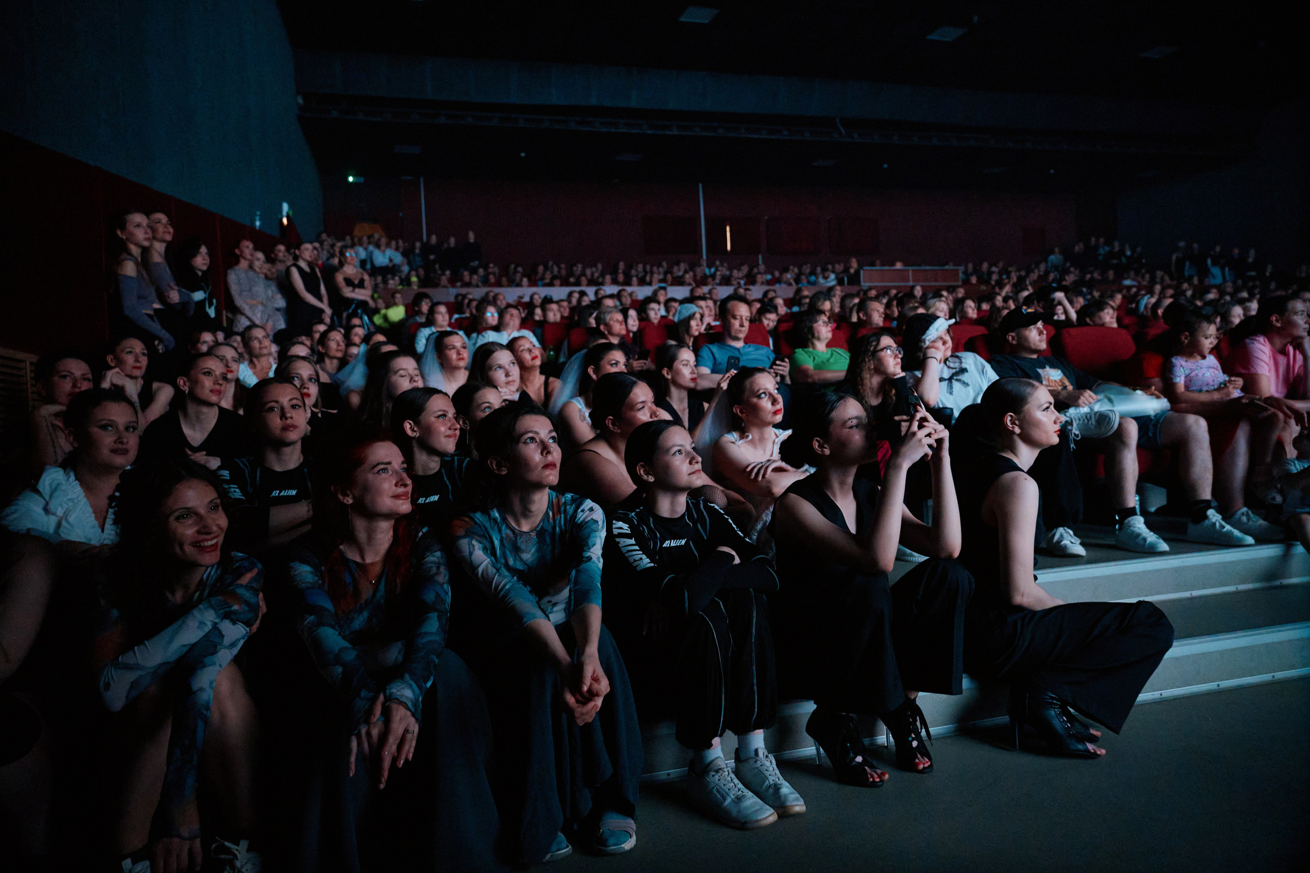 VIVA GLAM Отчетный концерт. Фотограф и видеограф в Кургане Леонид Корнильев