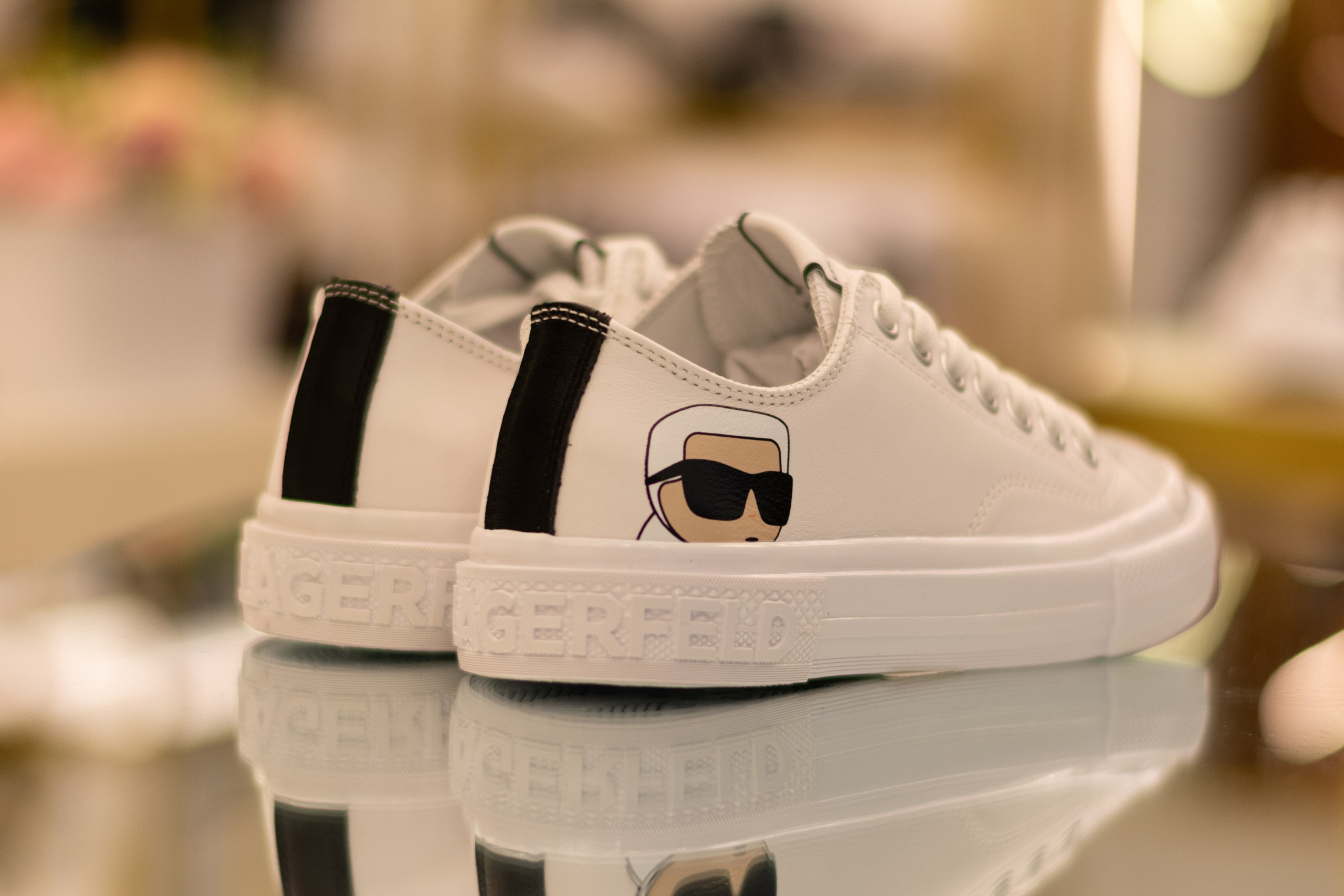 Для организаций. Предметная фотосессия для обувного магазина Capsula. Фотограф/видеограф Богдан Голованов