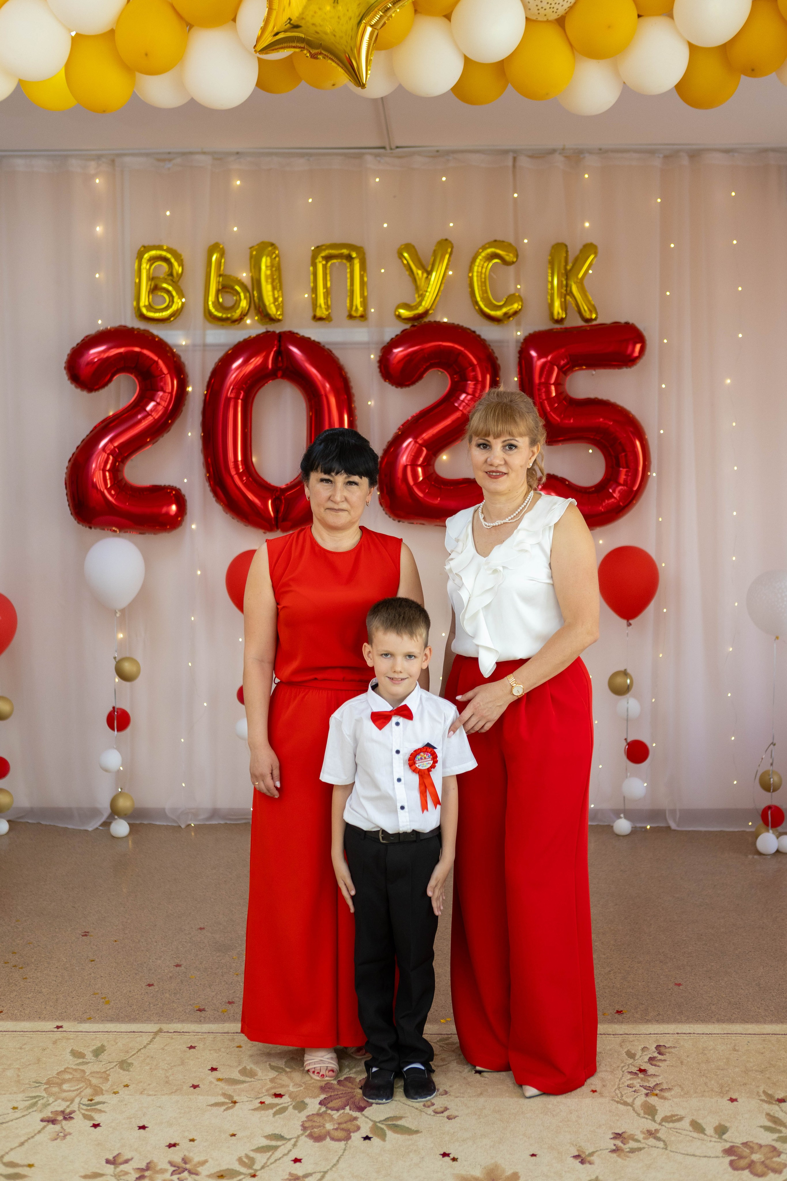 Выпускной в детскому саду 2025 год. Свадебный и предметный фотограф Ренат Каламперов