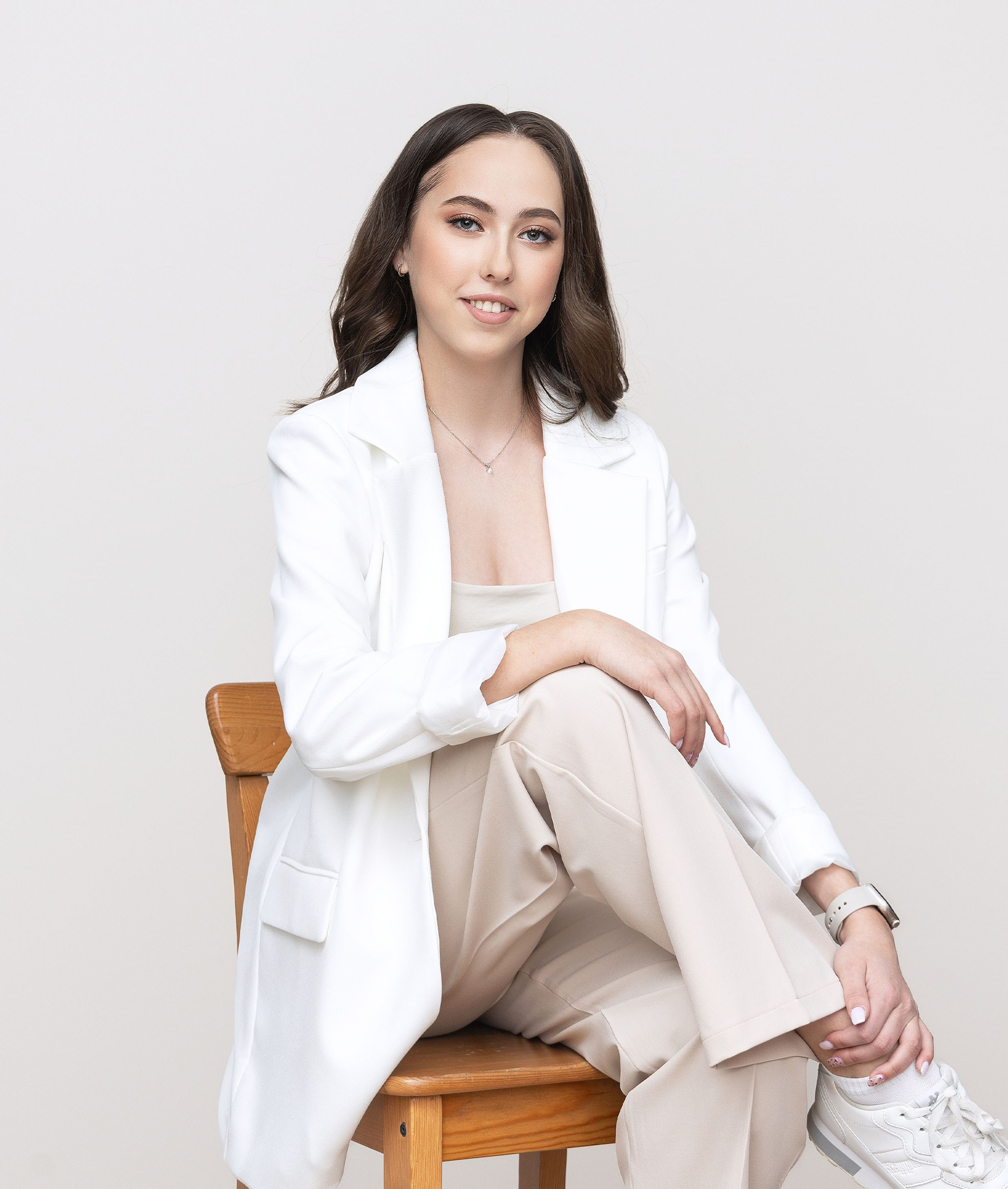 Release Студия выпускных альбомов Юрия Рыбина. Занимаемся школьной фотографией, изготовлением выпускных альбомов. Тюмень