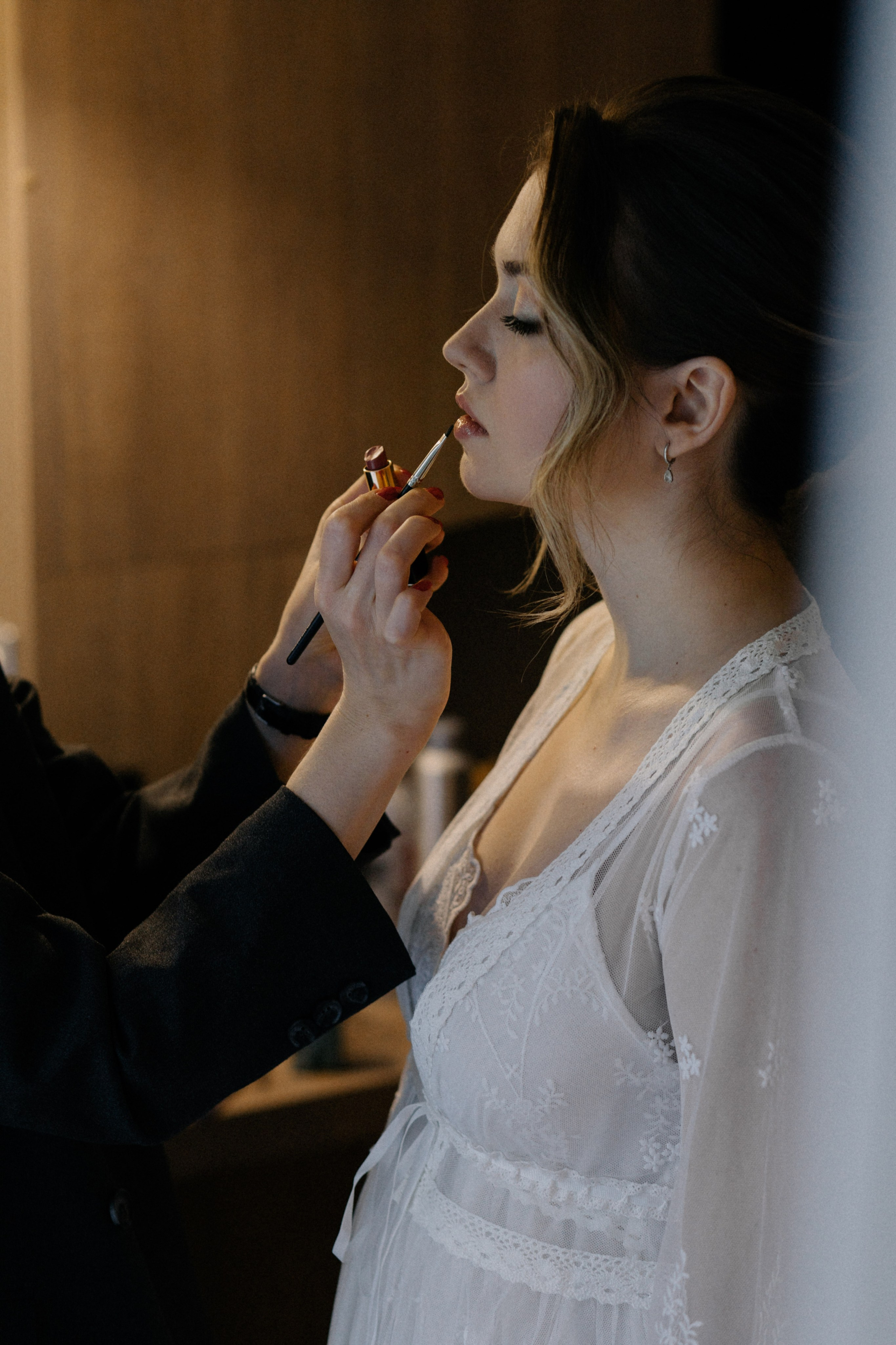 Ксюша и Илья. Утро в отеле роспись в Birds. Свадебный и портретный фотограф в Москве Анастасия Масюк