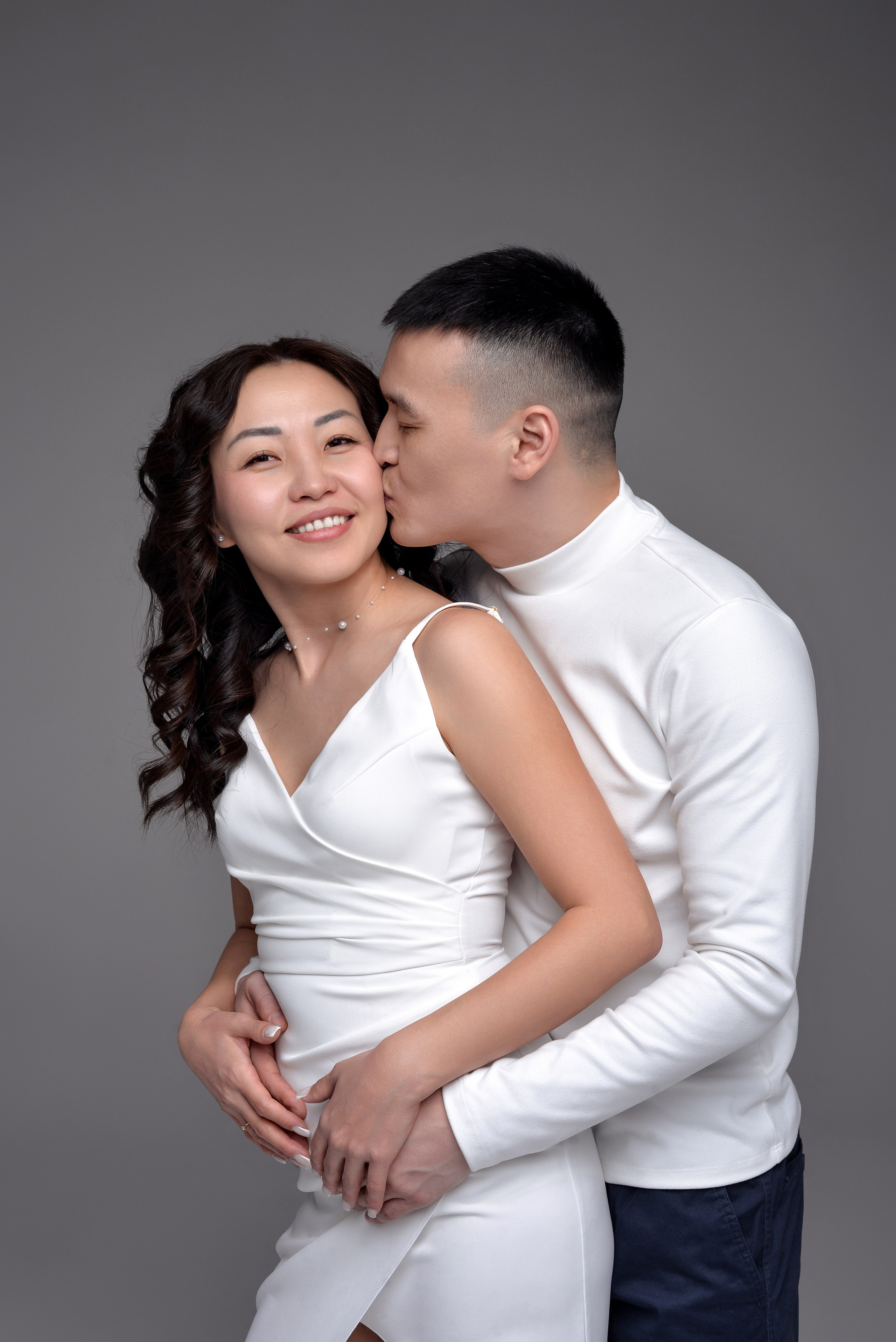 Оля и Чаян в студии. Семейный и свадебный фотограф Галина Абакумова, фотосессии в Белгороде